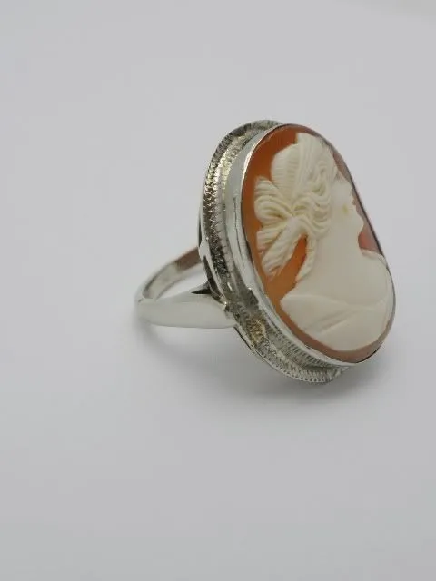 14k Antique Cameo Ring