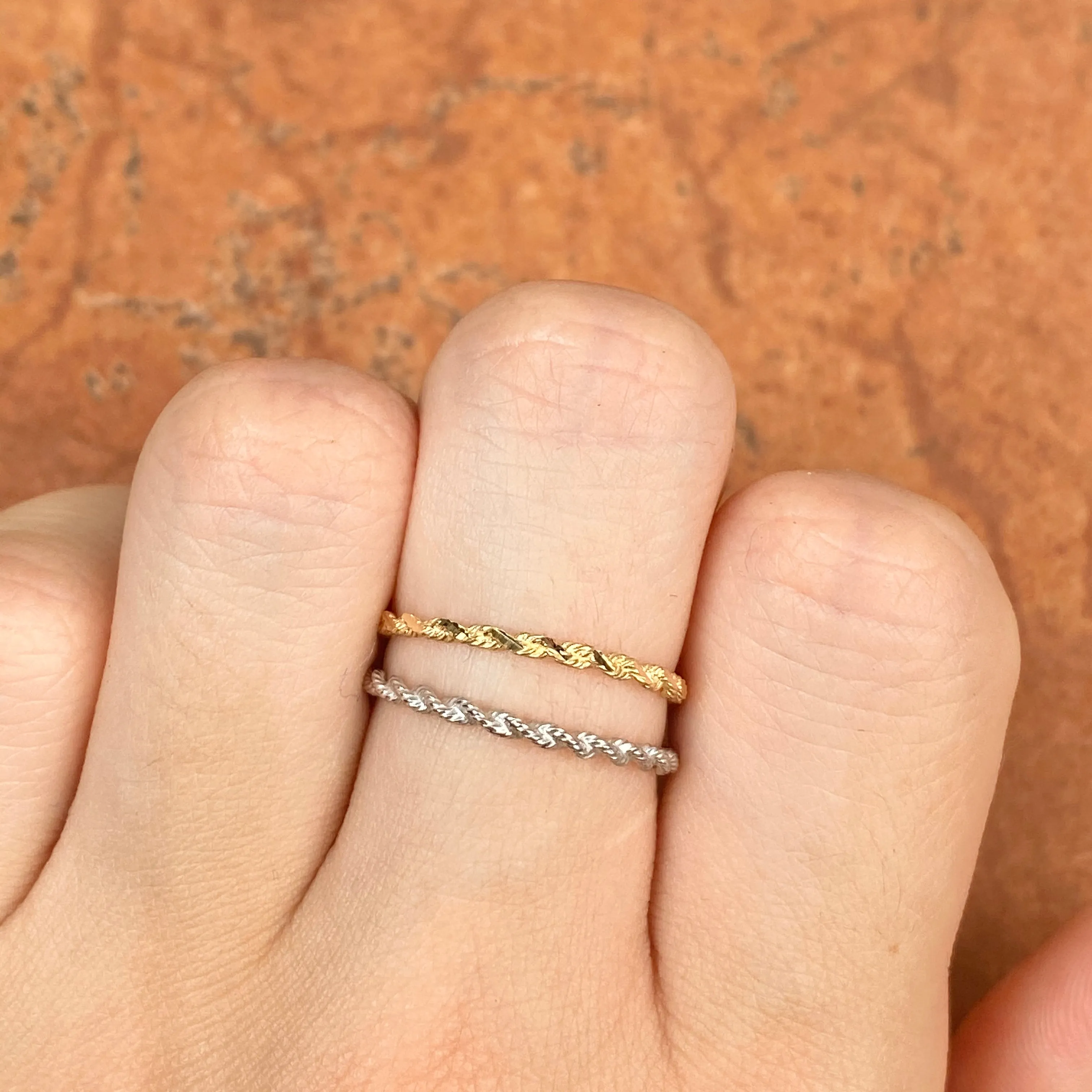 14KT White Gold Diamond-Cut Rope Twist Band Ring