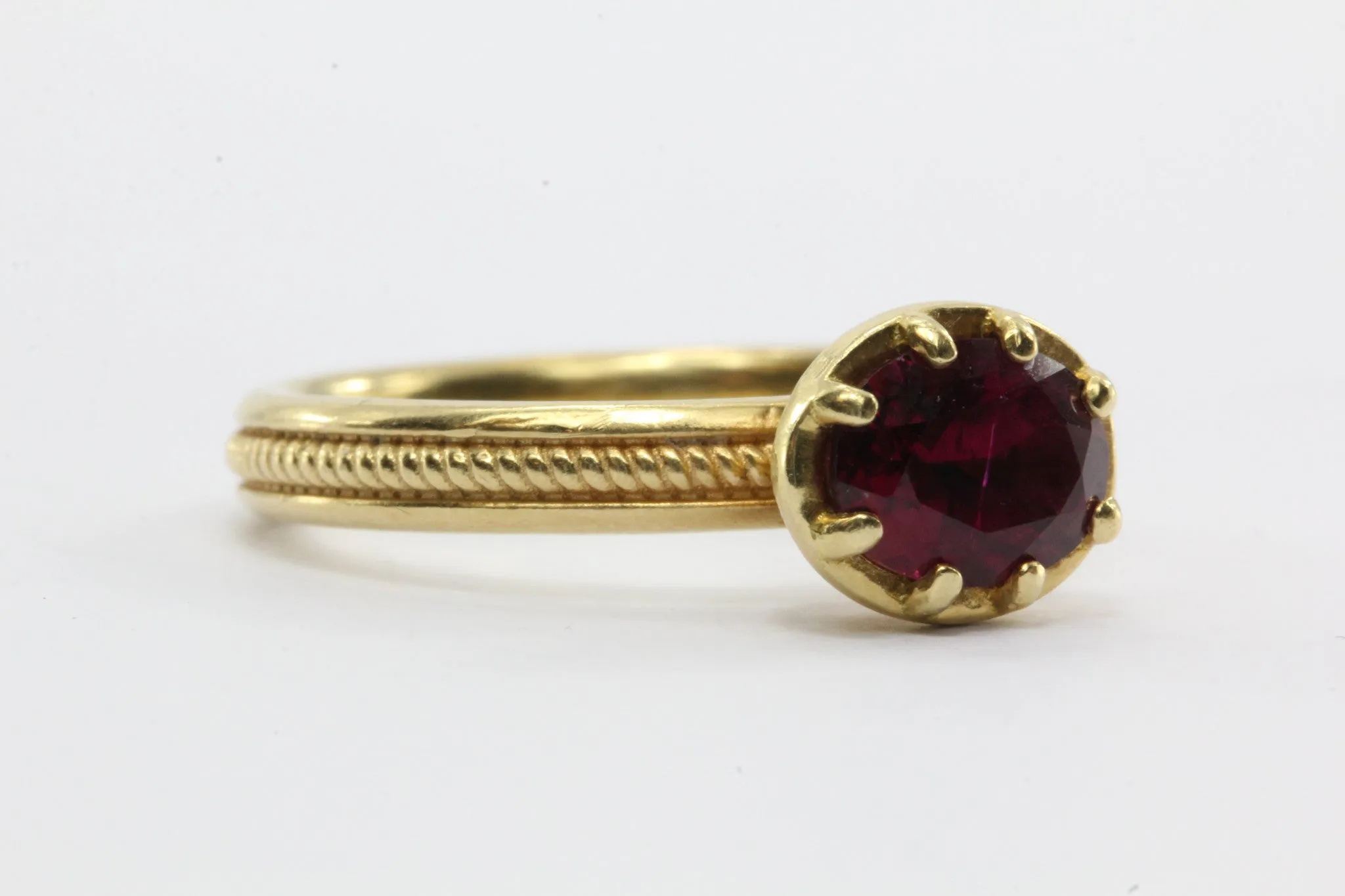 18K Gold Red Rubellite Tourmaline Ring 1.15 CTW