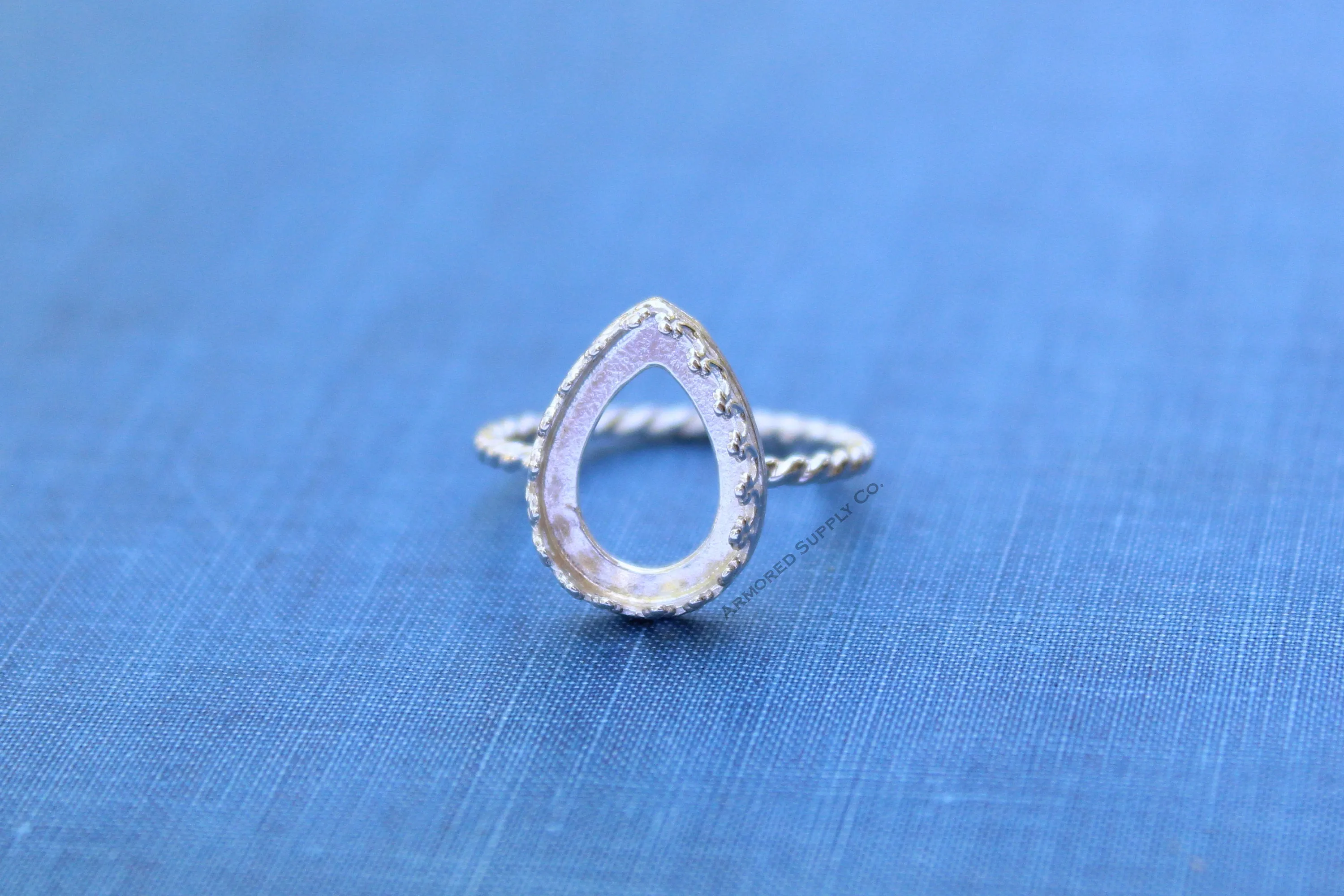 18x13mm Crown Pear Tear drop Bezel ROPE Ring blank Silver