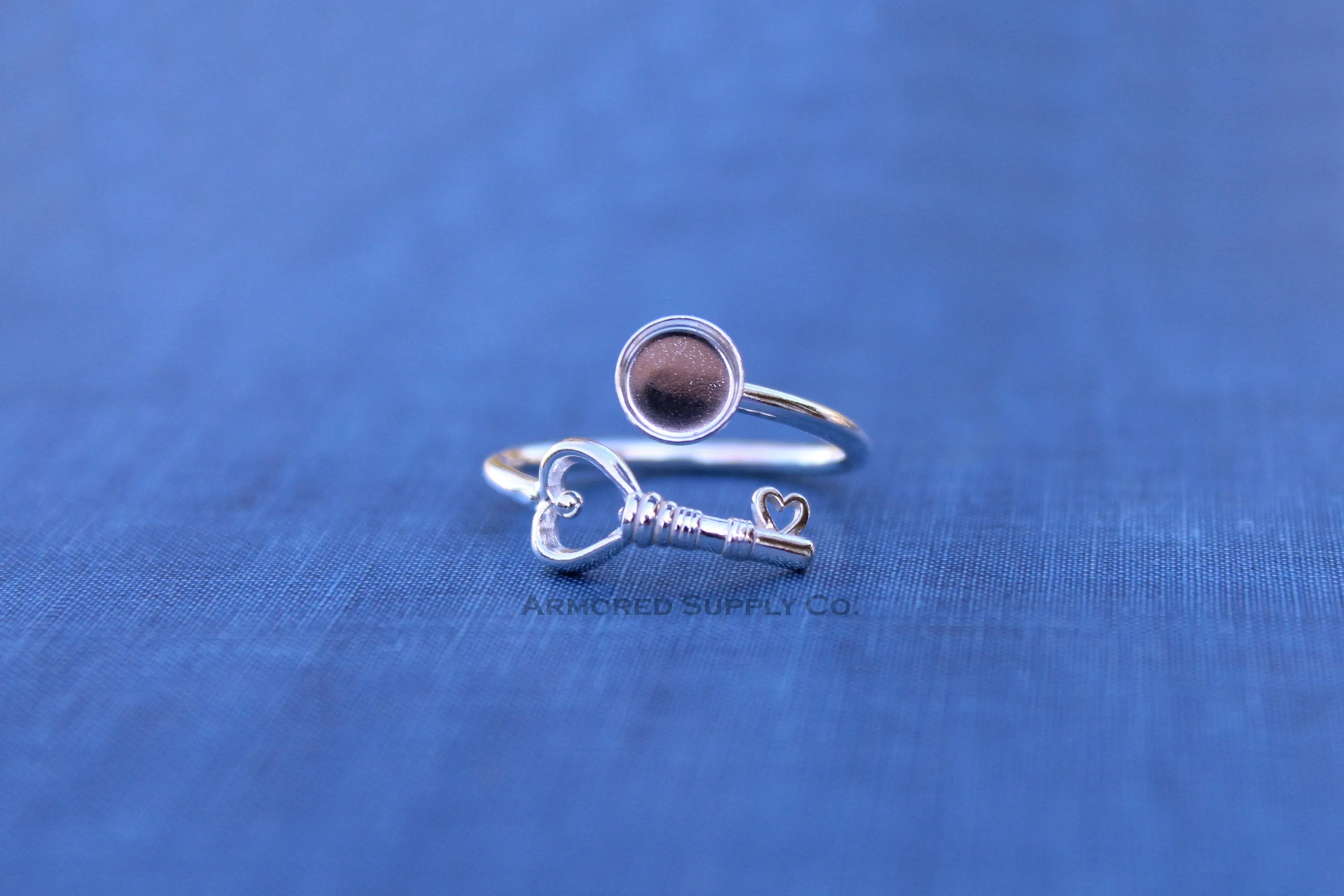 3mm Bezel Silver Heart Key Wrap Bypass Adjustable Ring blank