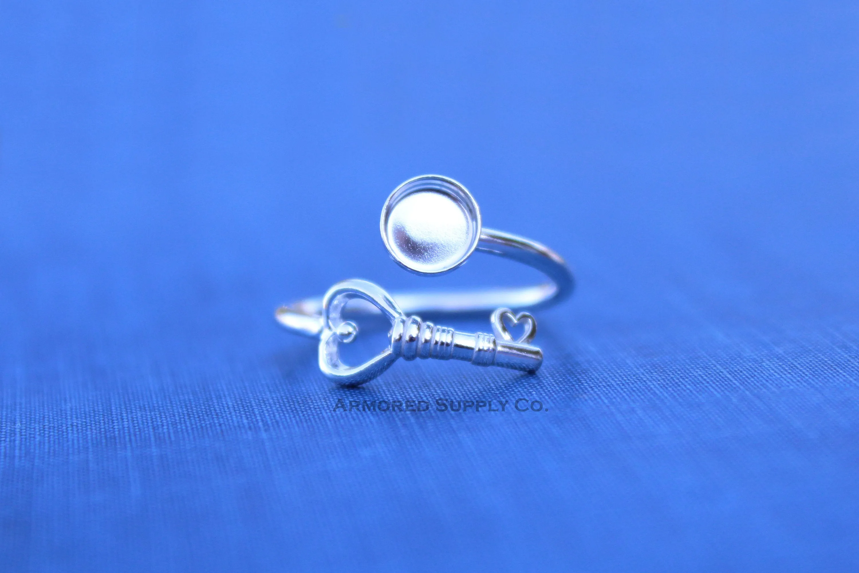 3mm Bezel Silver Heart Key Wrap Bypass Adjustable Ring blank