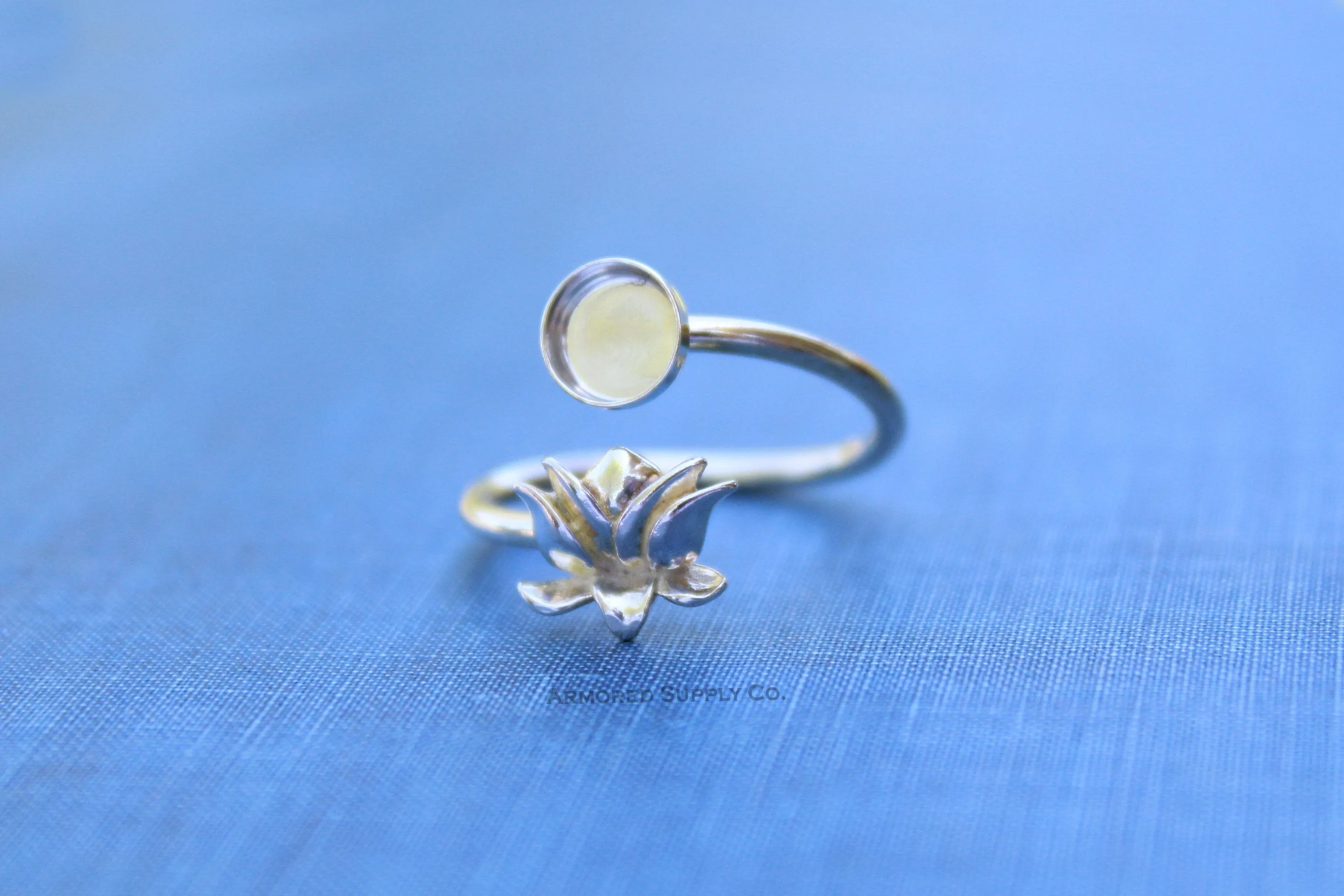 7mm Bezel Silver Lotus Flower Wrap Bypass Adjustable Ring blank