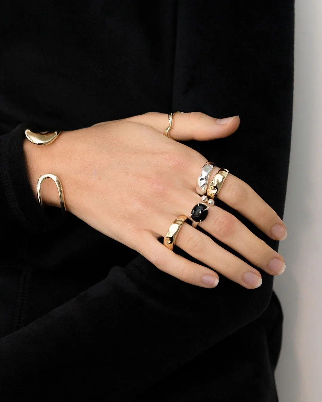 Accord Gemstone Ring - Onyx