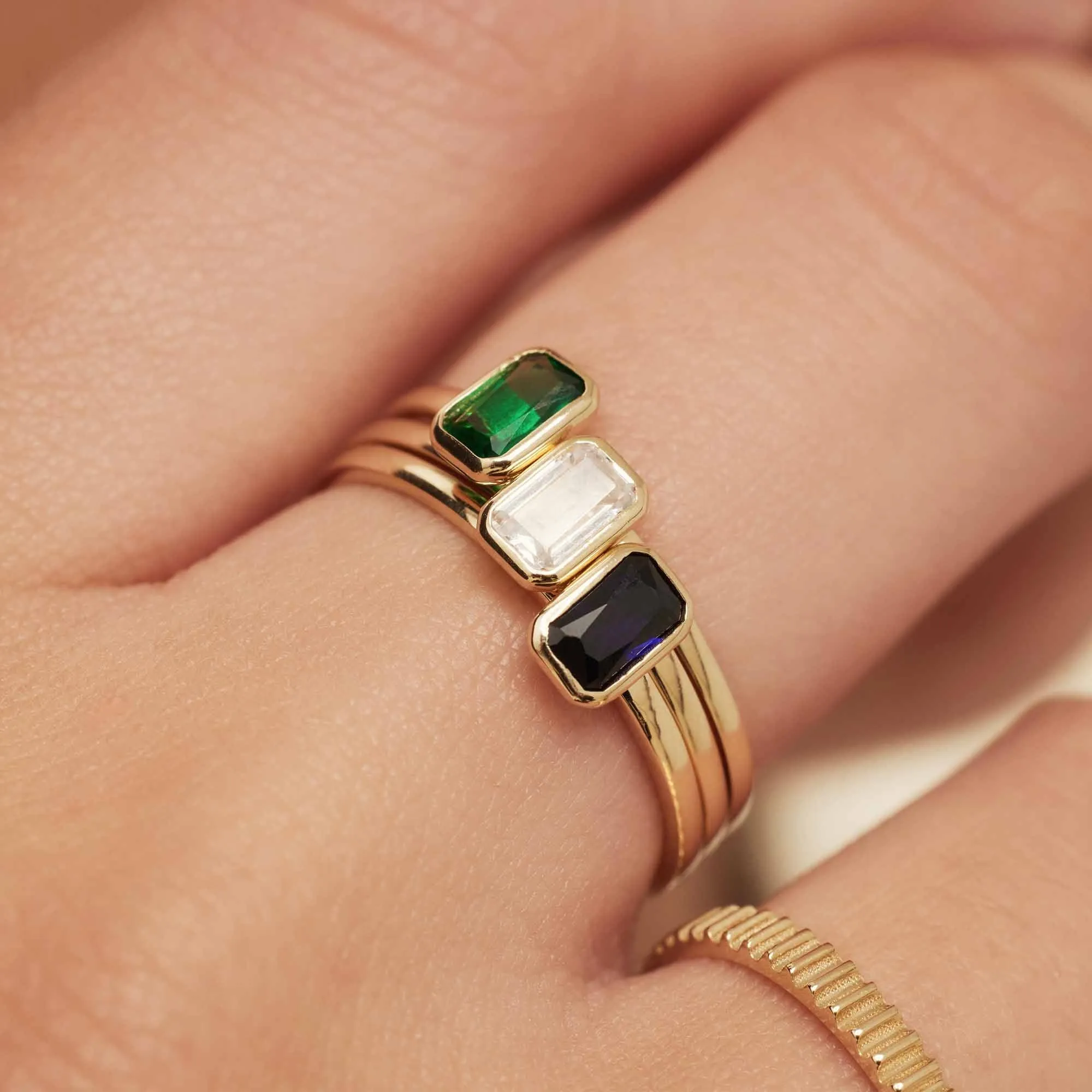 Baguette Genevieve 14 karat gold ring with white zirconia stone