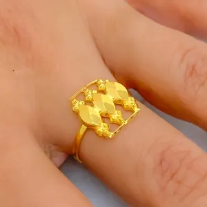Beautiful Sophisticated 21k Gold Ring