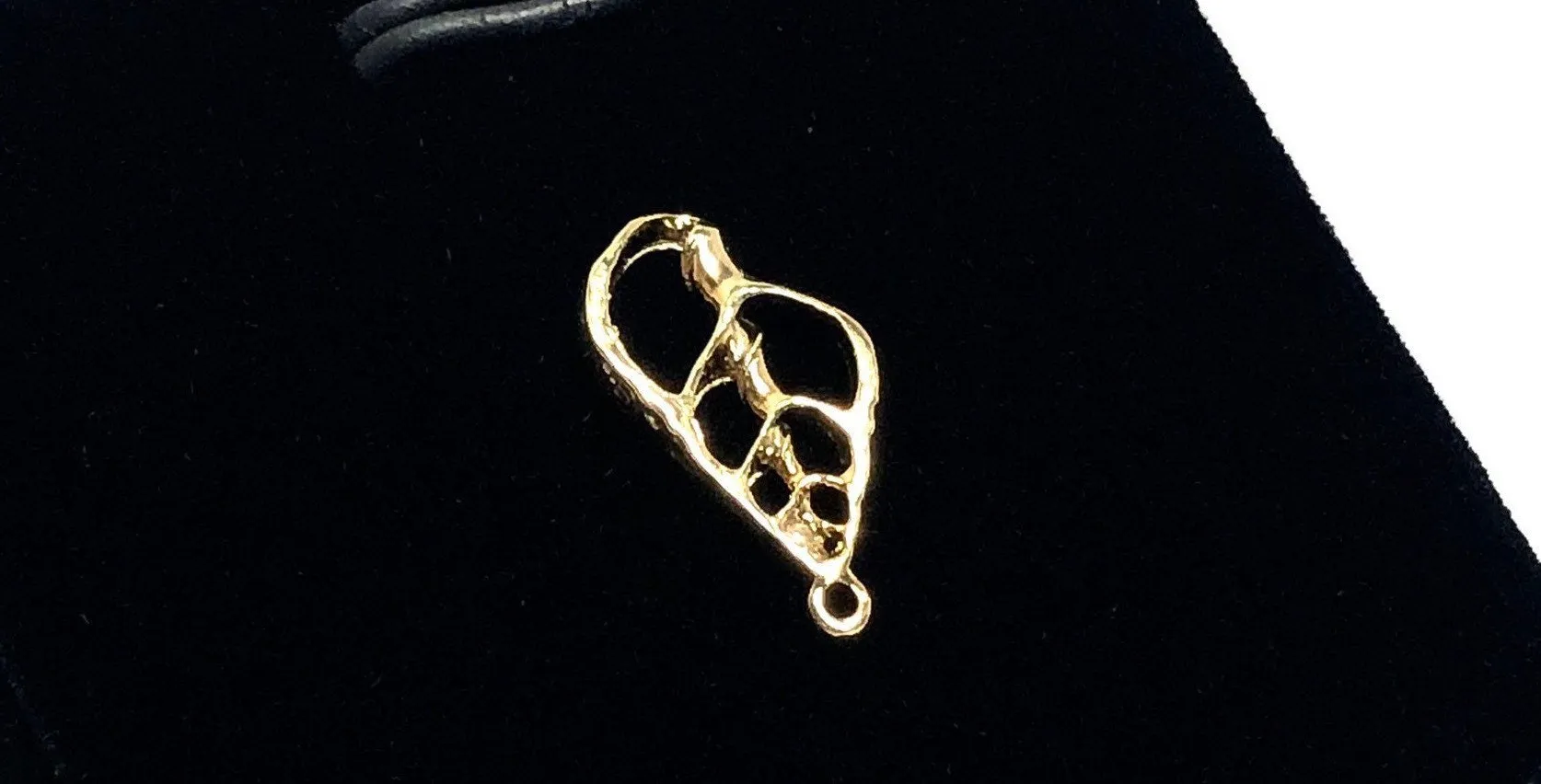 Beautiful Textured 1.5mm X 14mm(Vermeil) Half Snail Shell w/Ring Findings/Charms Sku #L-8 SHELL SS