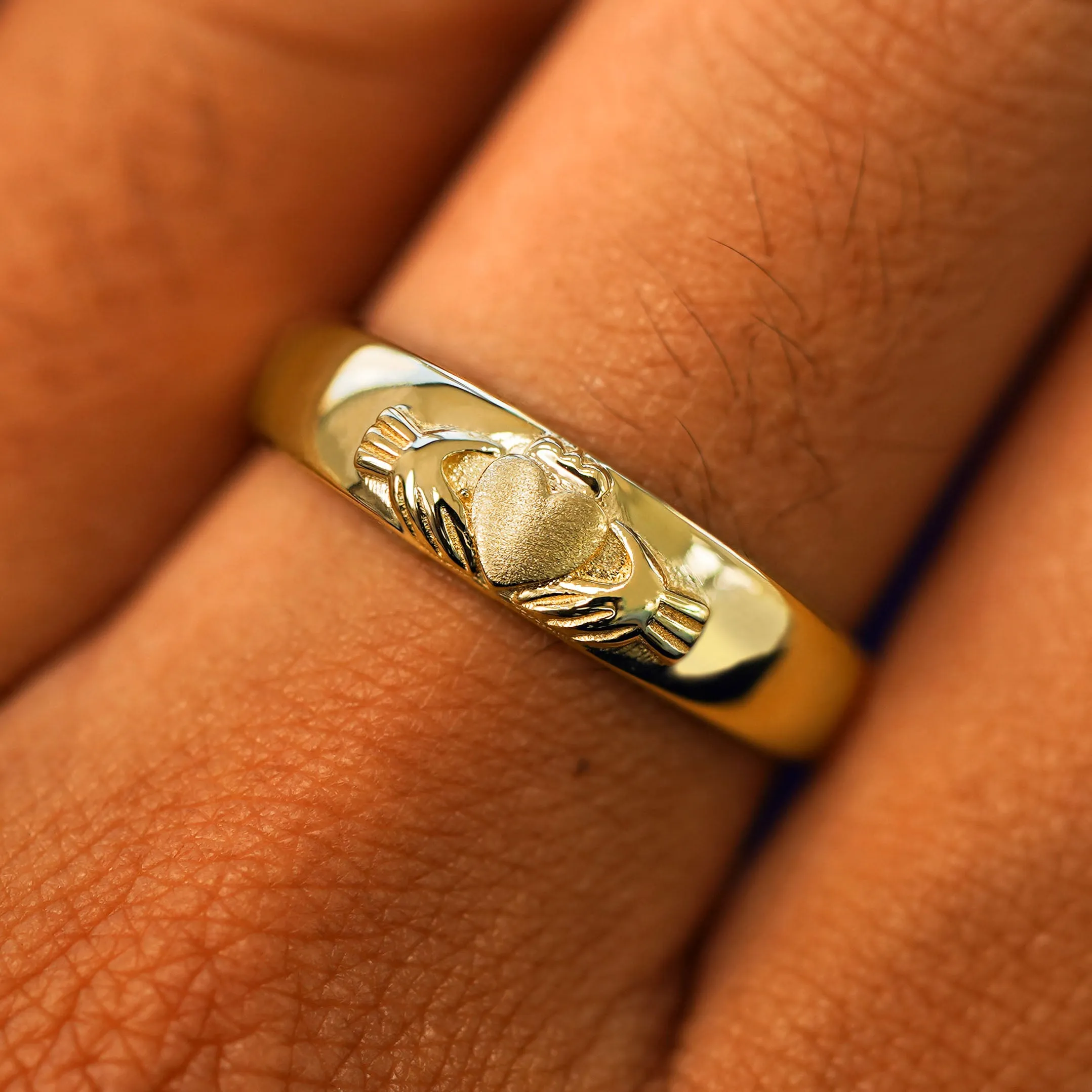 Claddagh Band