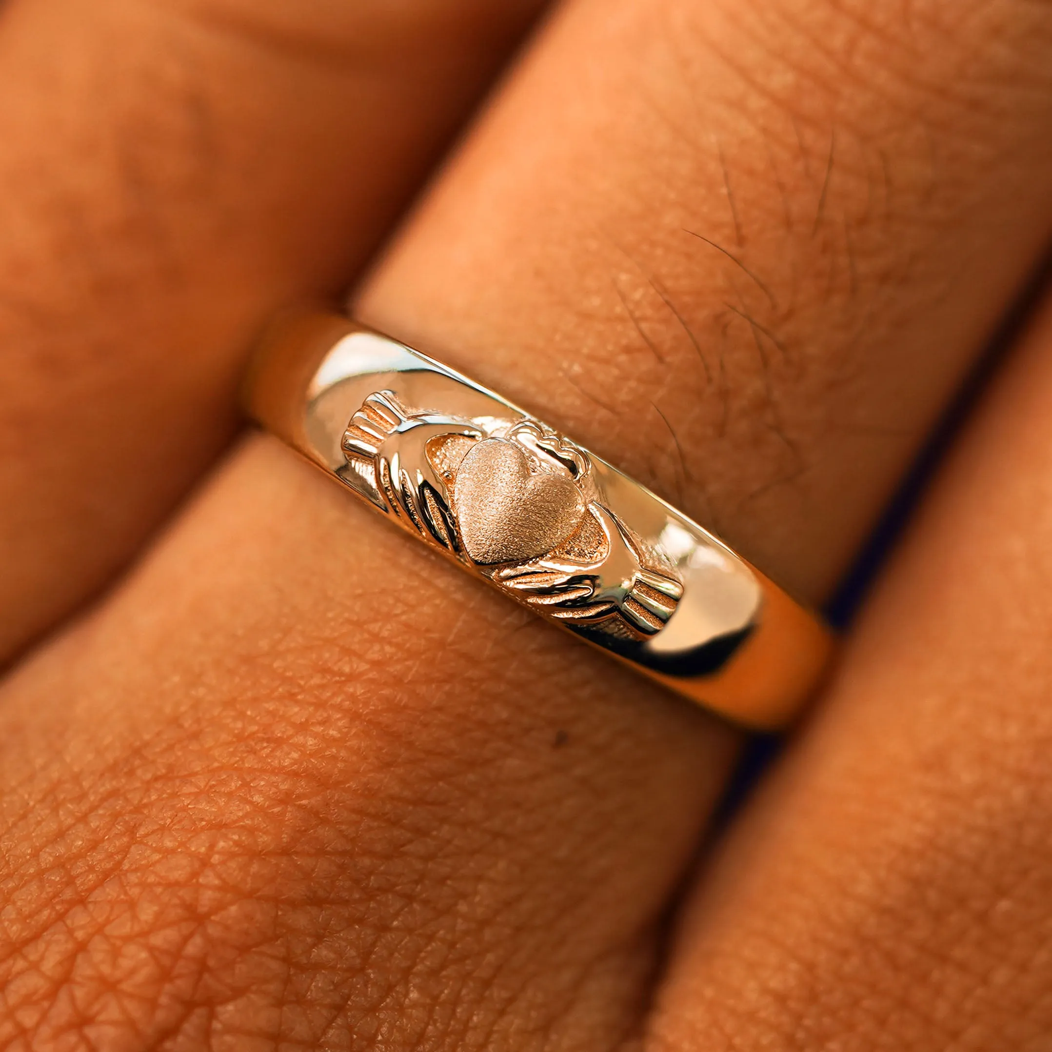 Claddagh Band