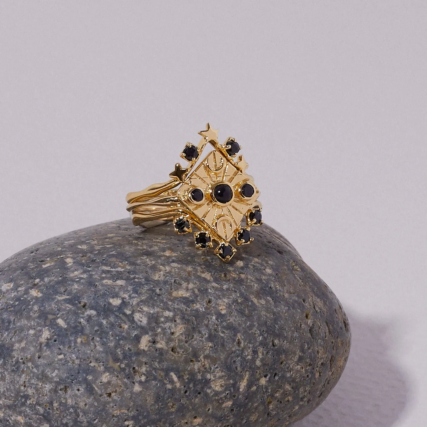 Compass Ring in Black Onyx/Black Spinel