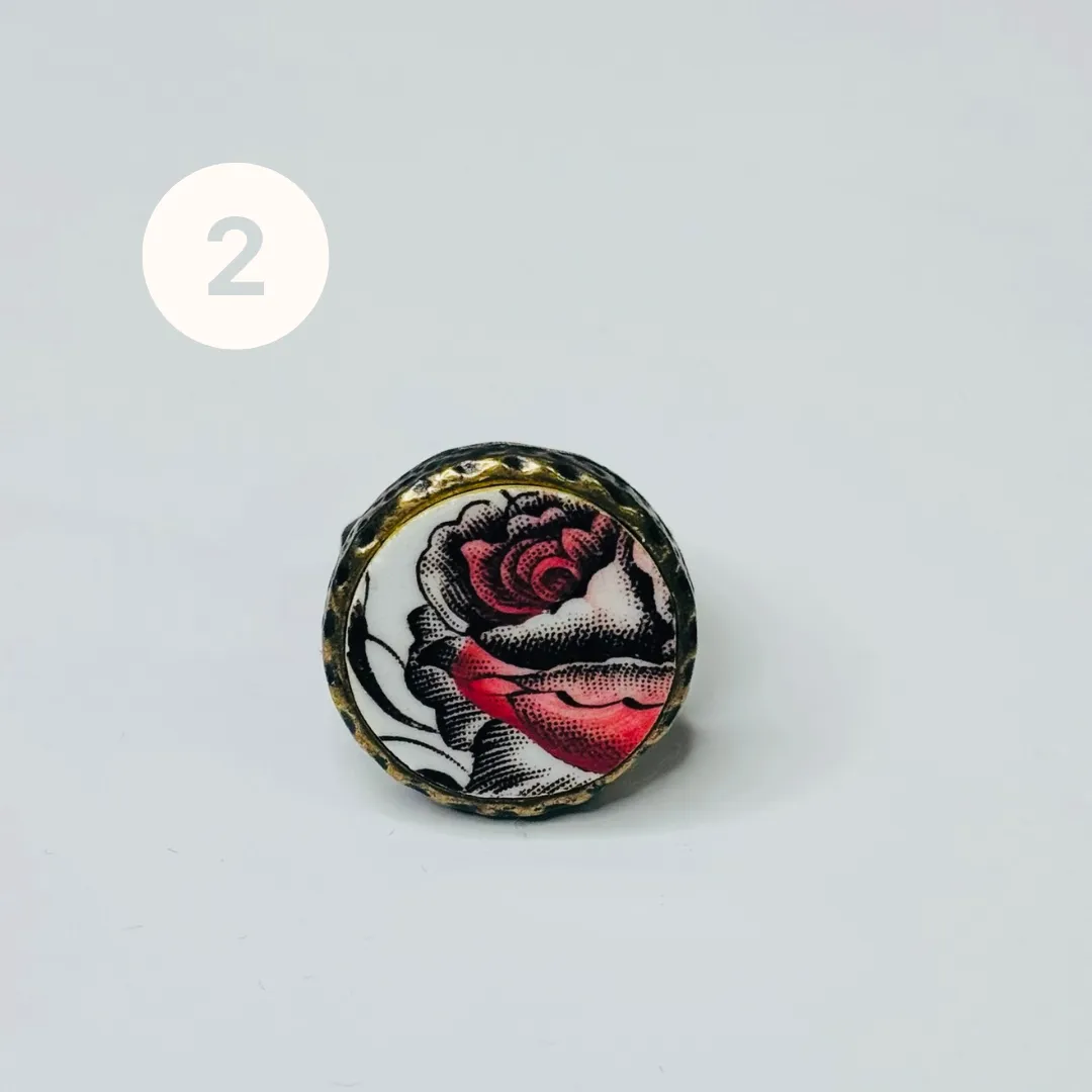 CURIO RINGS