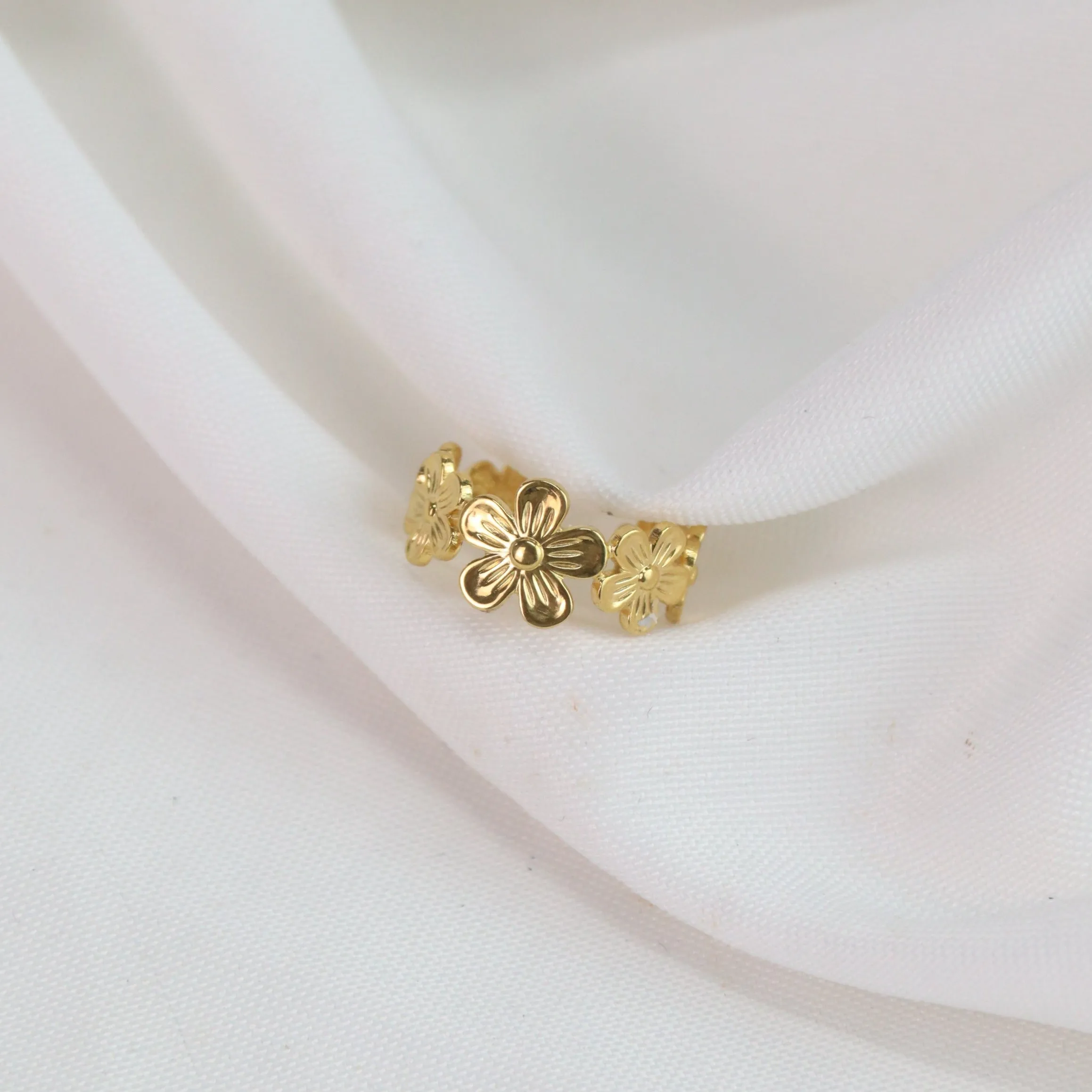 Daisy | Gold Plated Daisy Adjustable Ring