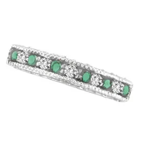 EMERALD AND DIAMOND RING, 14K WHITE GOLD STACKABLE 14K GOLD (0.3 CTW)