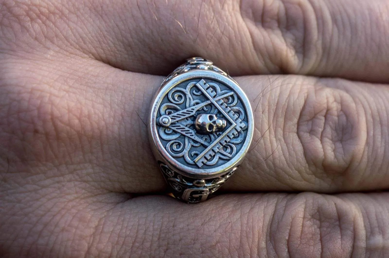 Freemason Skull Square & Compass with Ornament Sterling Silver Ring