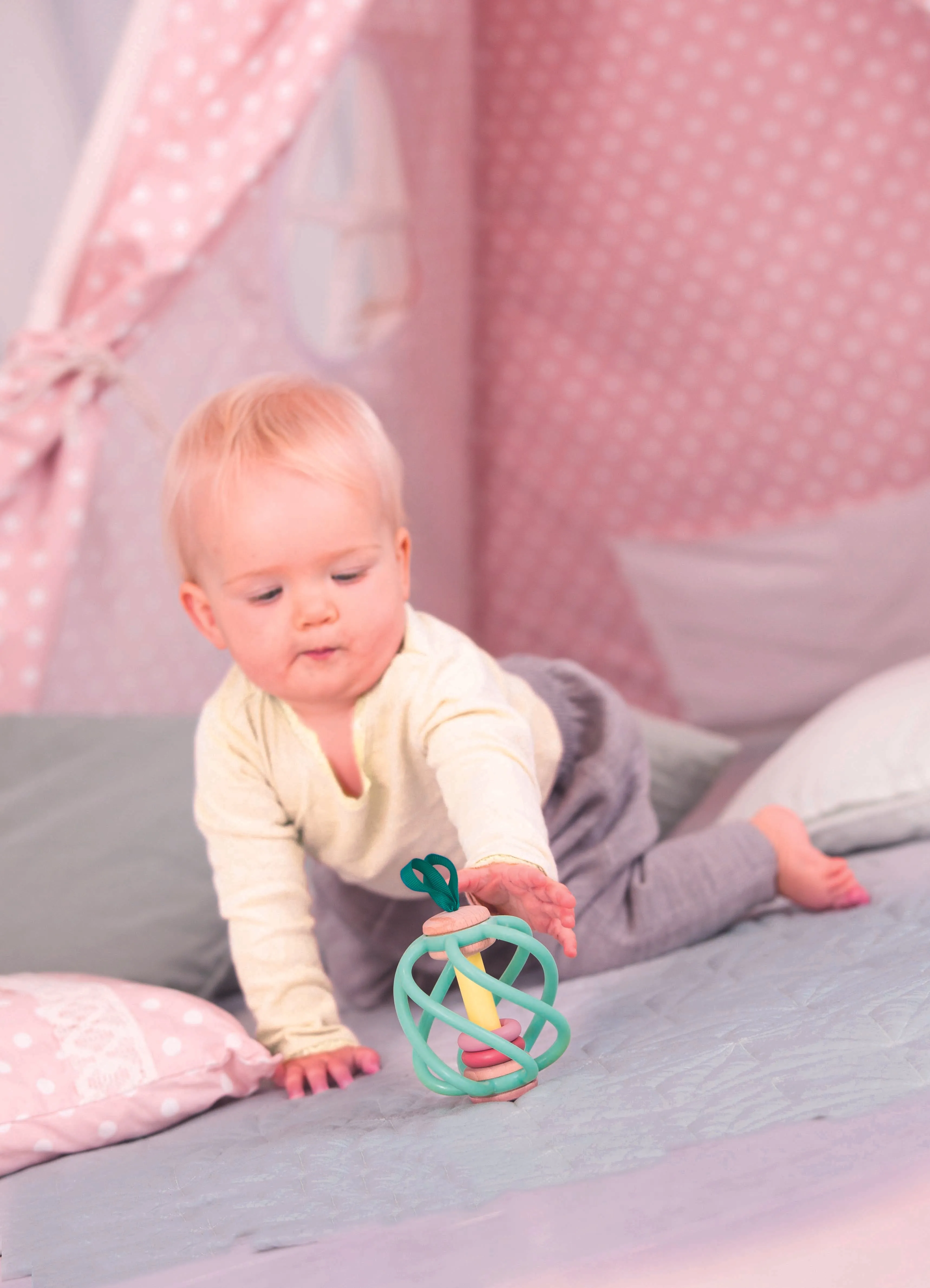 Hape Apple Grab Toy