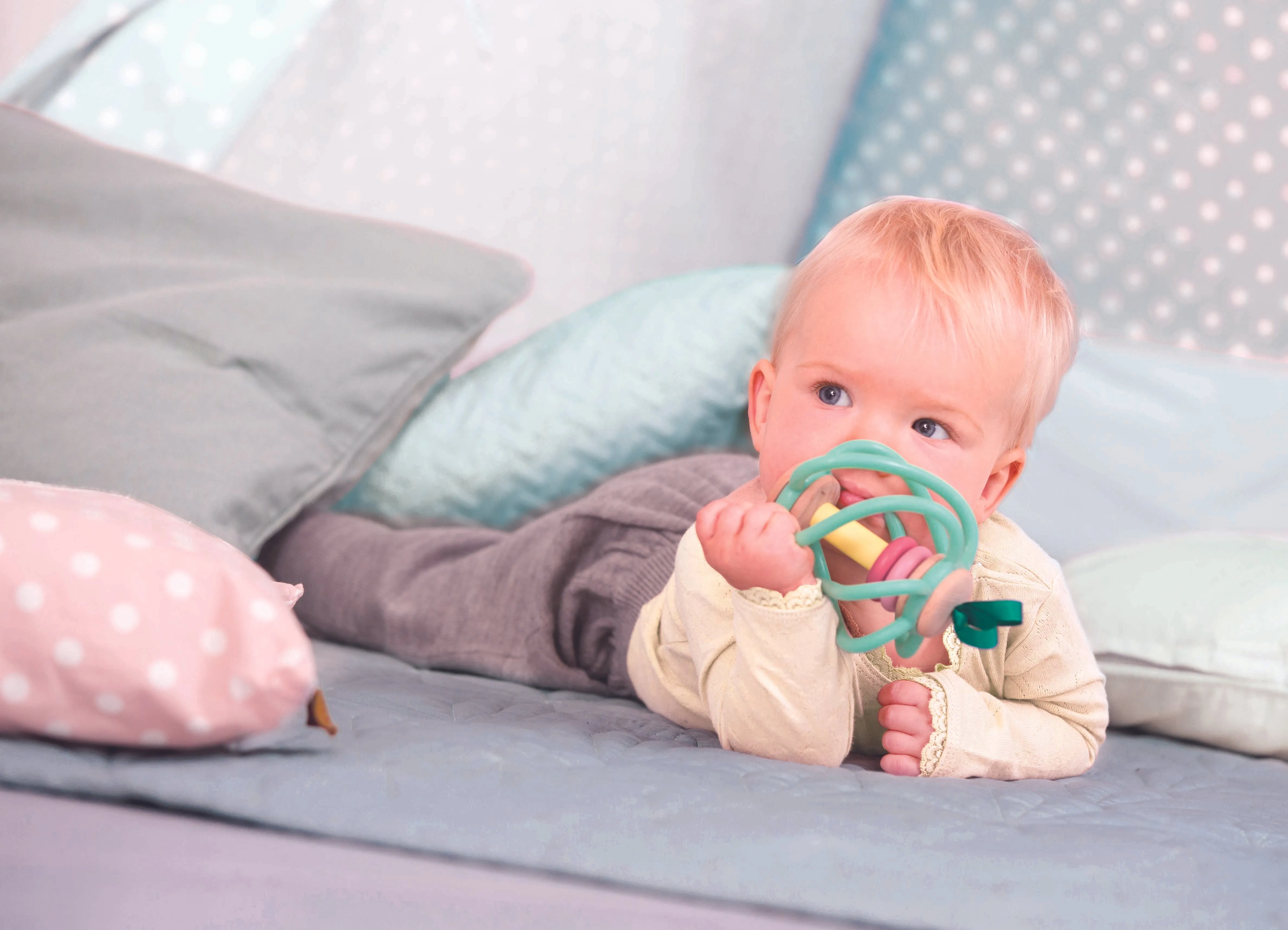 Hape Apple Grab Toy