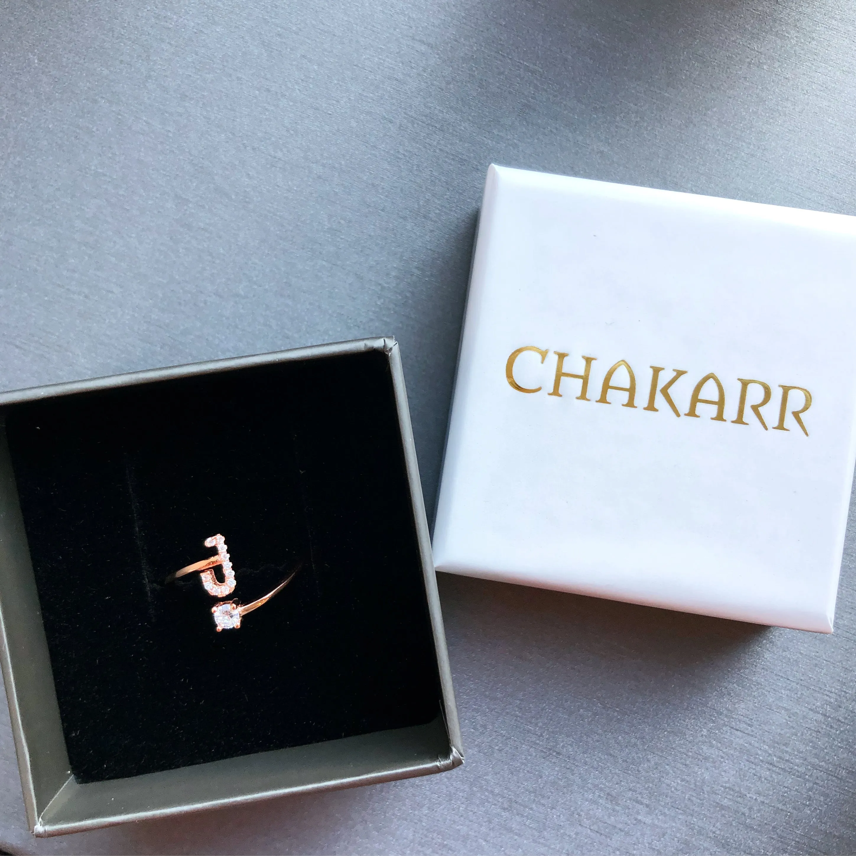 INITIAL RING "U"