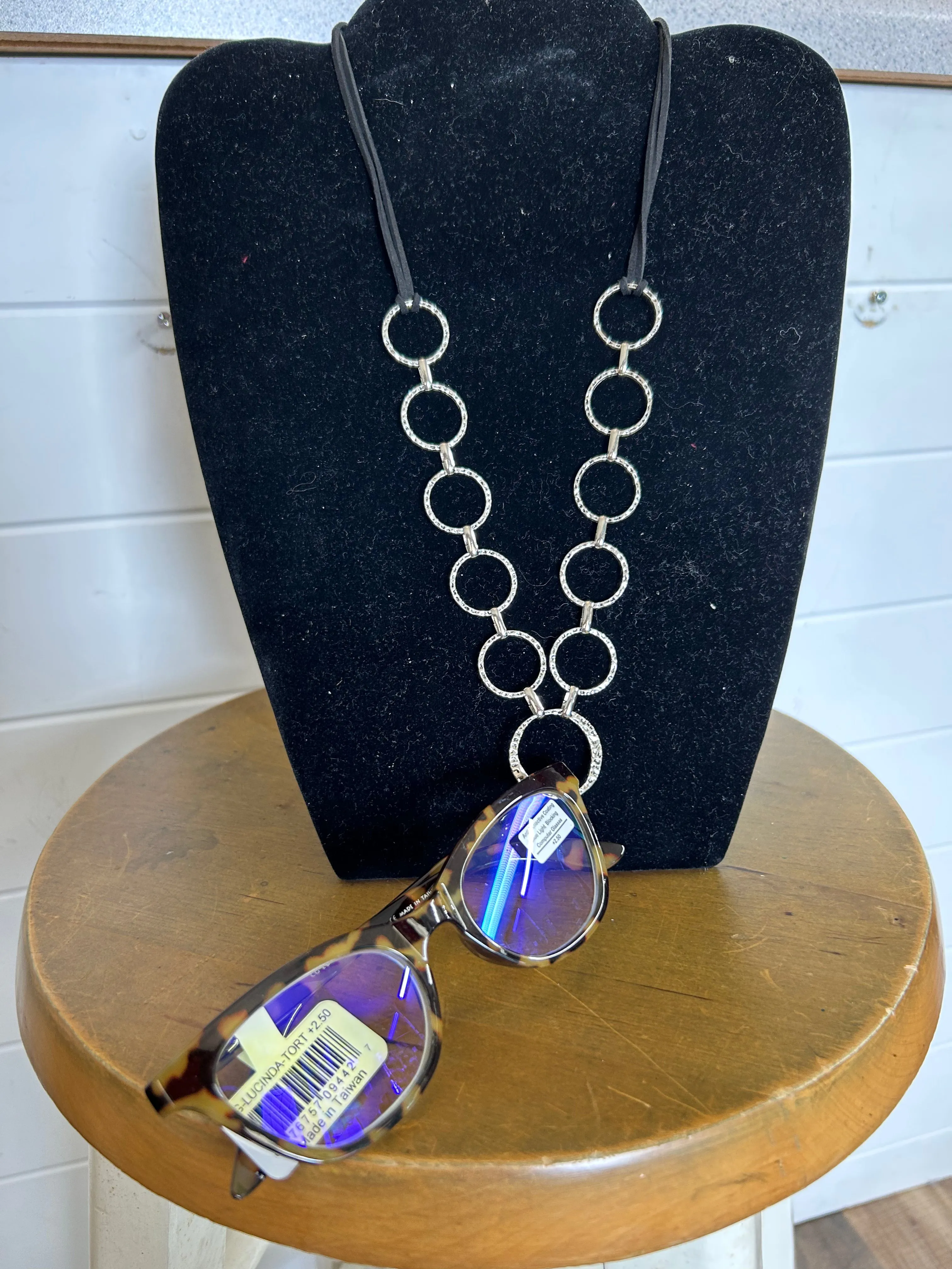 Julia Eyeglass Holder