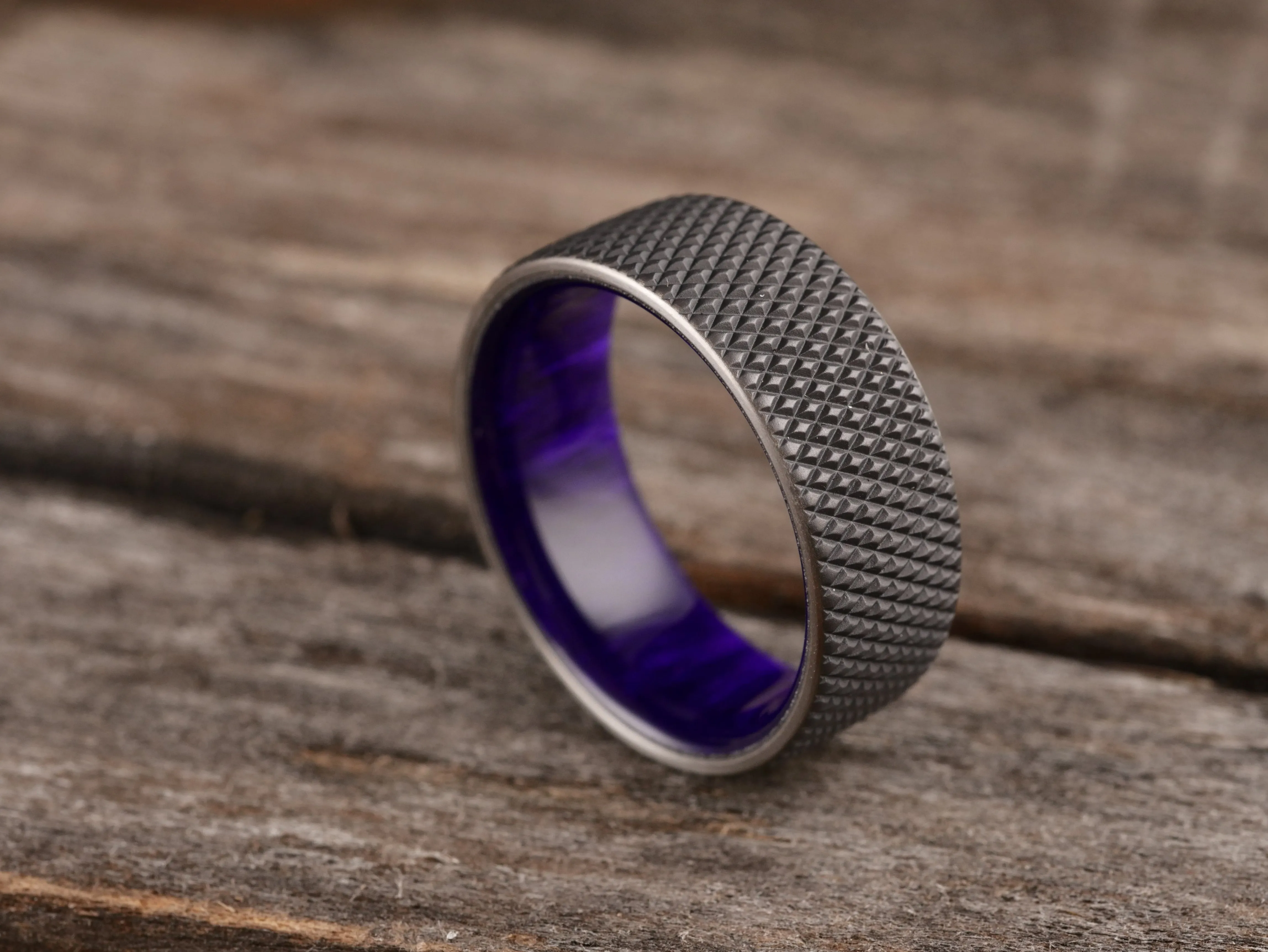 Knurled Duality (Dark Gunmetal & Royal Purple)