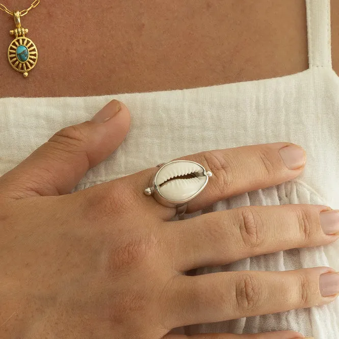 Large Lani Shell Ring