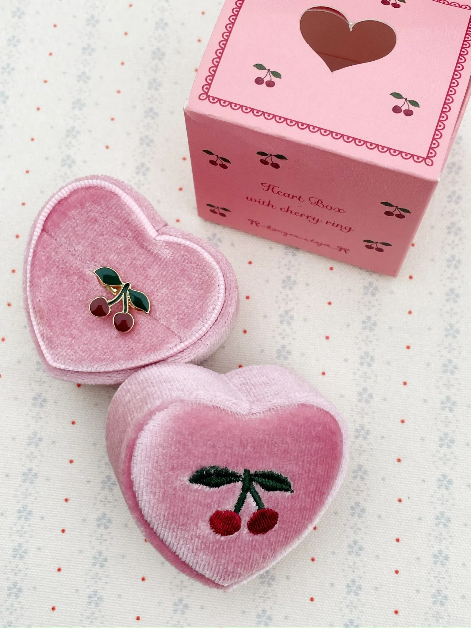 LOVE RINGS - cherry