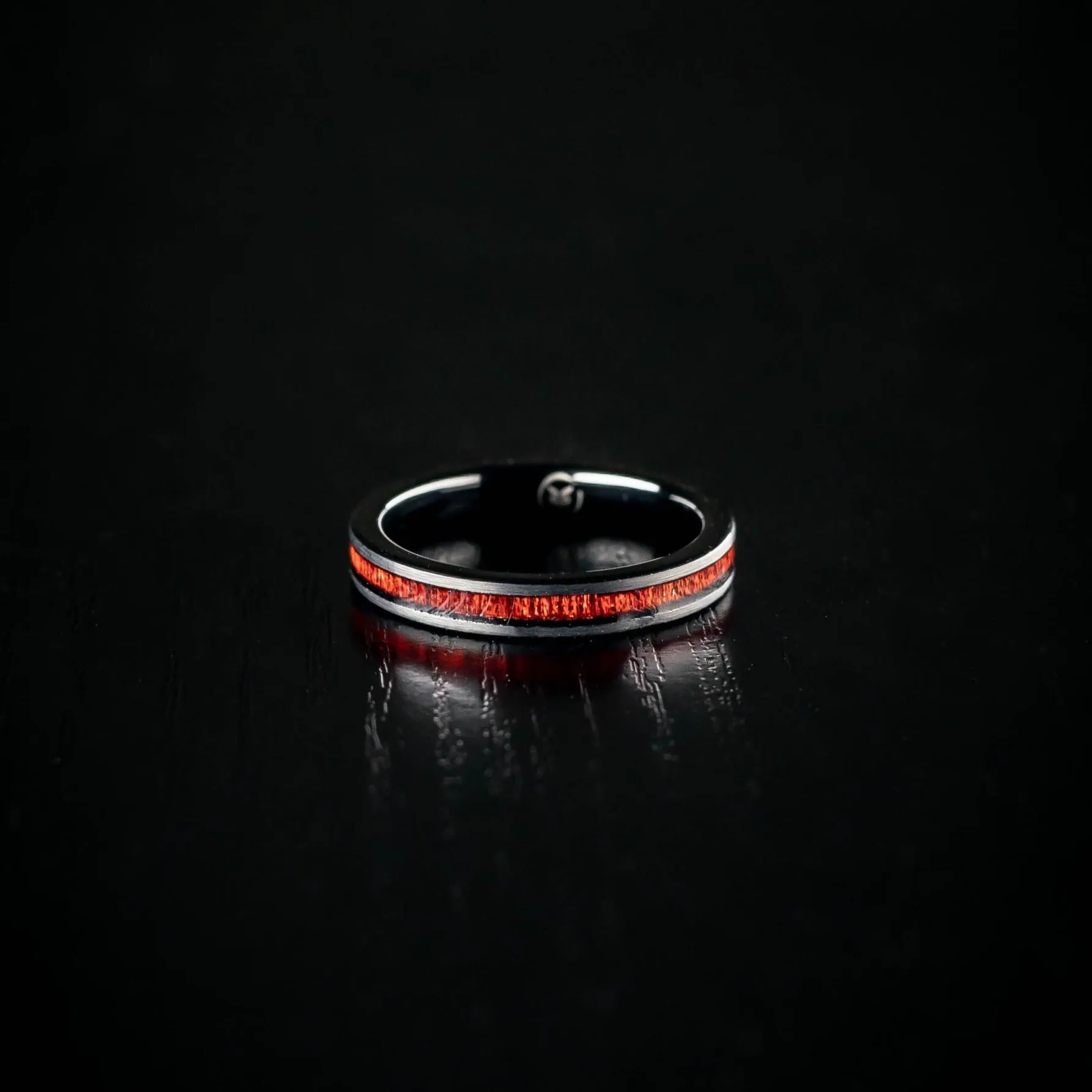 Luke Skywalker Ladies - Black Tungsten & Rosewood Ring