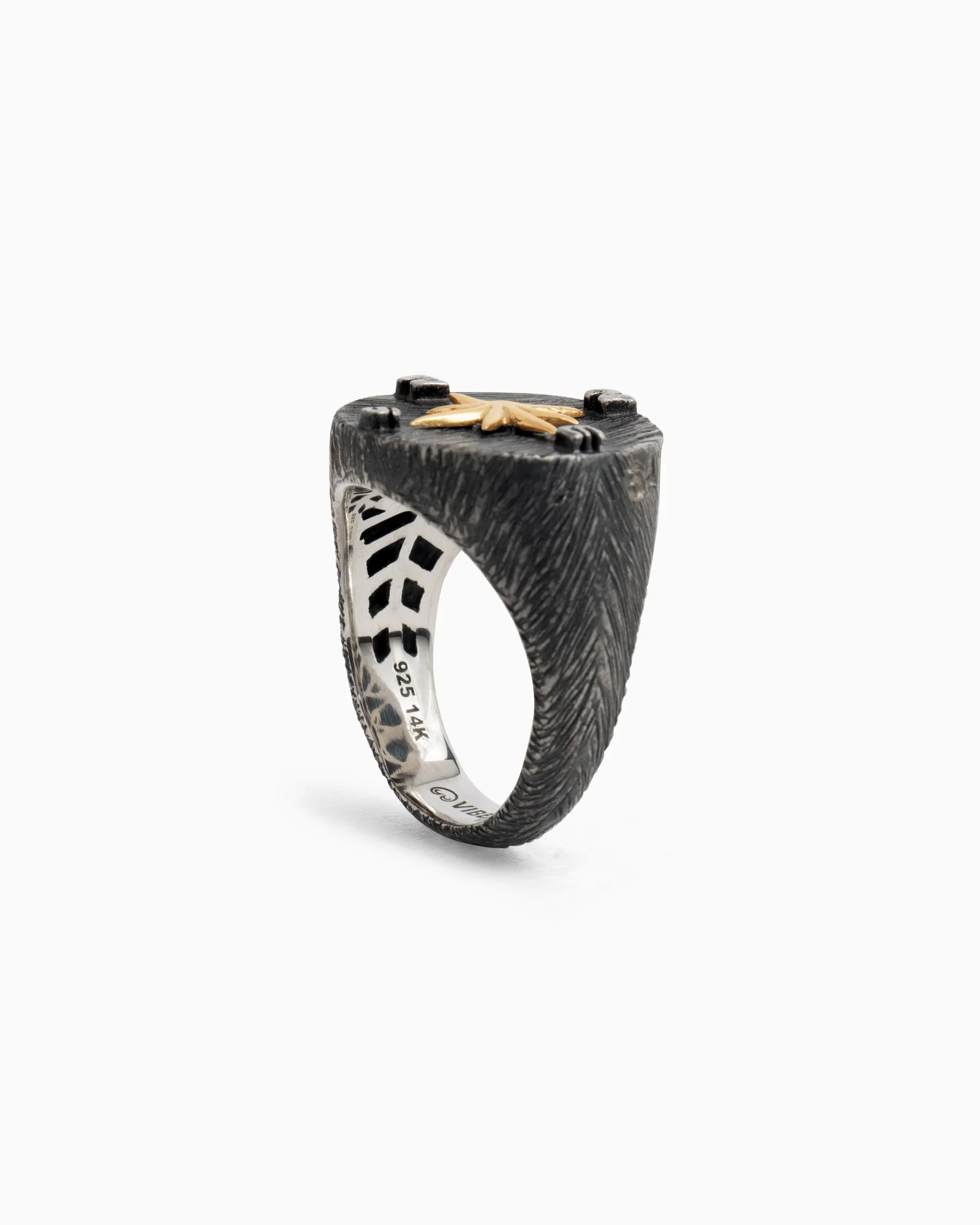 Marine Texture Compass Ring