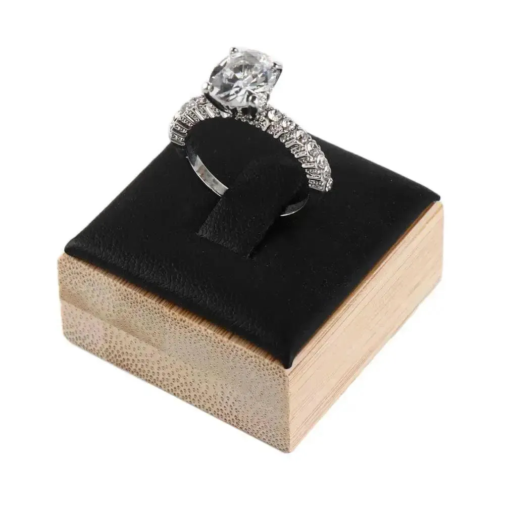 Market Jewelry Display Solid Color Travel Wedding Ring Box Wooden Jewelry Show Props Ring Holder Case Earrings Rings Organizer