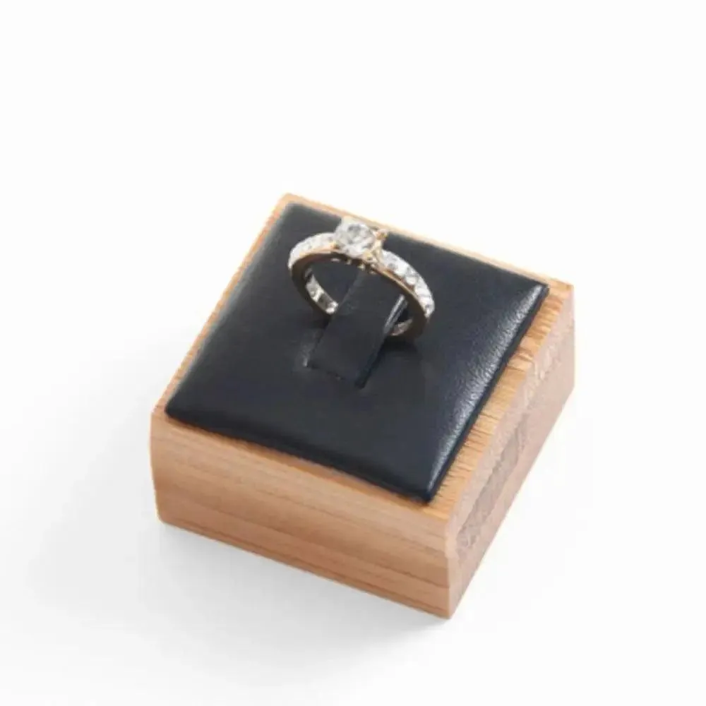 Market Jewelry Display Solid Color Travel Wedding Ring Box Wooden Jewelry Show Props Ring Holder Case Earrings Rings Organizer