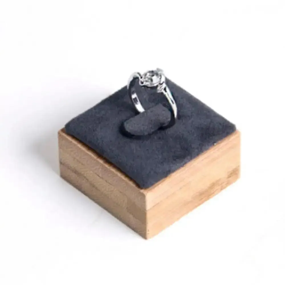 Market Jewelry Display Solid Color Travel Wedding Ring Box Wooden Jewelry Show Props Ring Holder Case Earrings Rings Organizer
