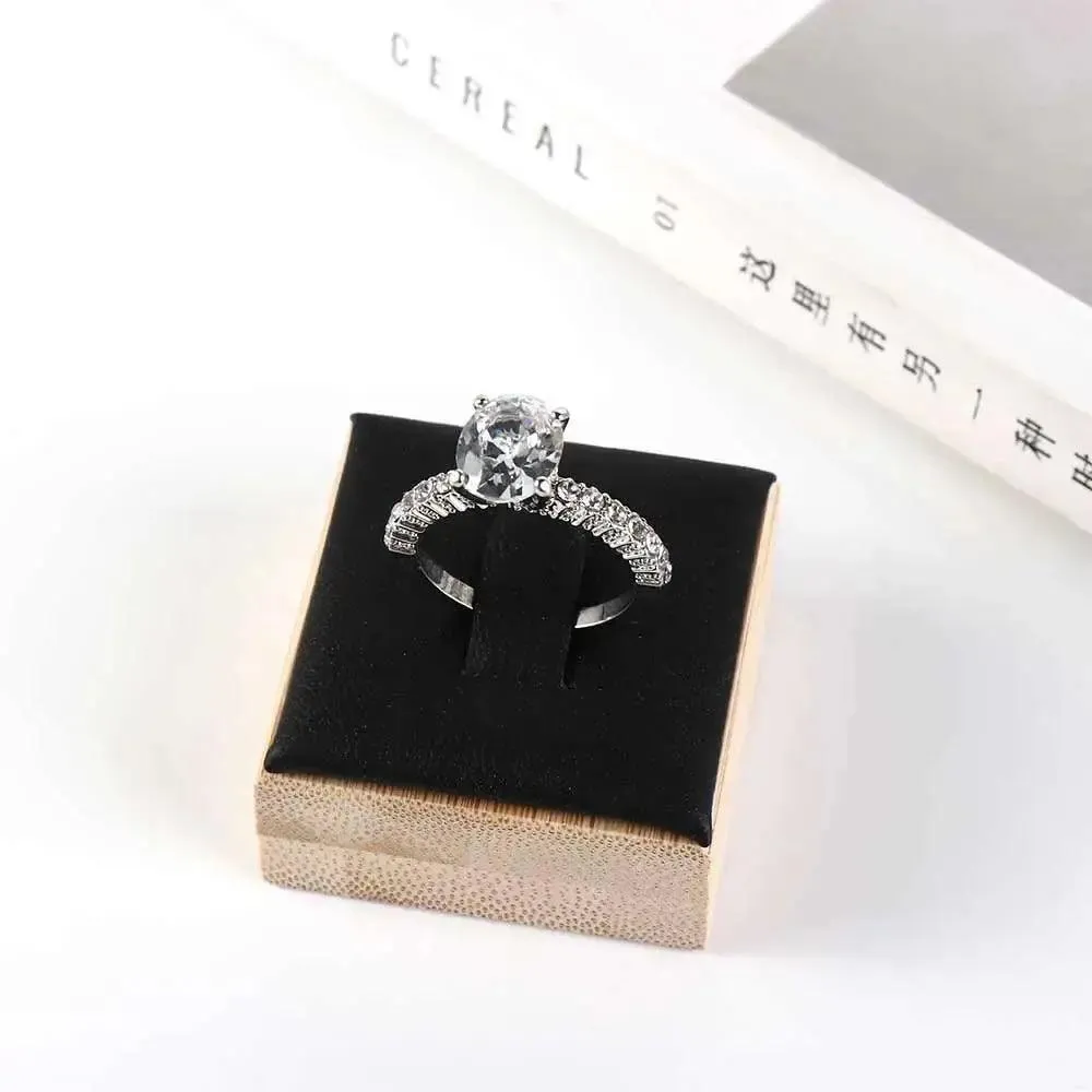 Market Jewelry Display Solid Color Travel Wedding Ring Box Wooden Jewelry Show Props Ring Holder Case Earrings Rings Organizer
