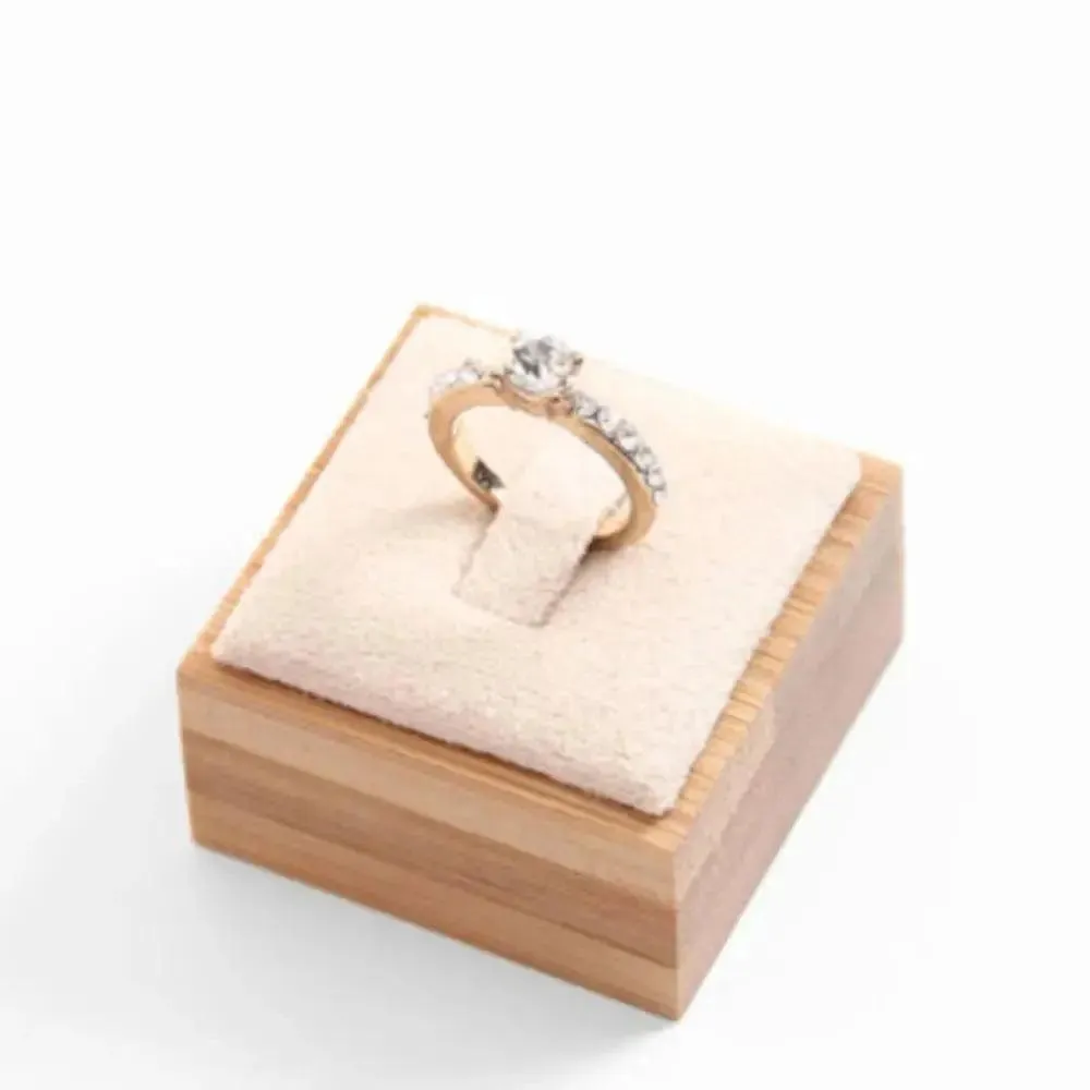 Market Jewelry Display Solid Color Travel Wedding Ring Box Wooden Jewelry Show Props Ring Holder Case Earrings Rings Organizer
