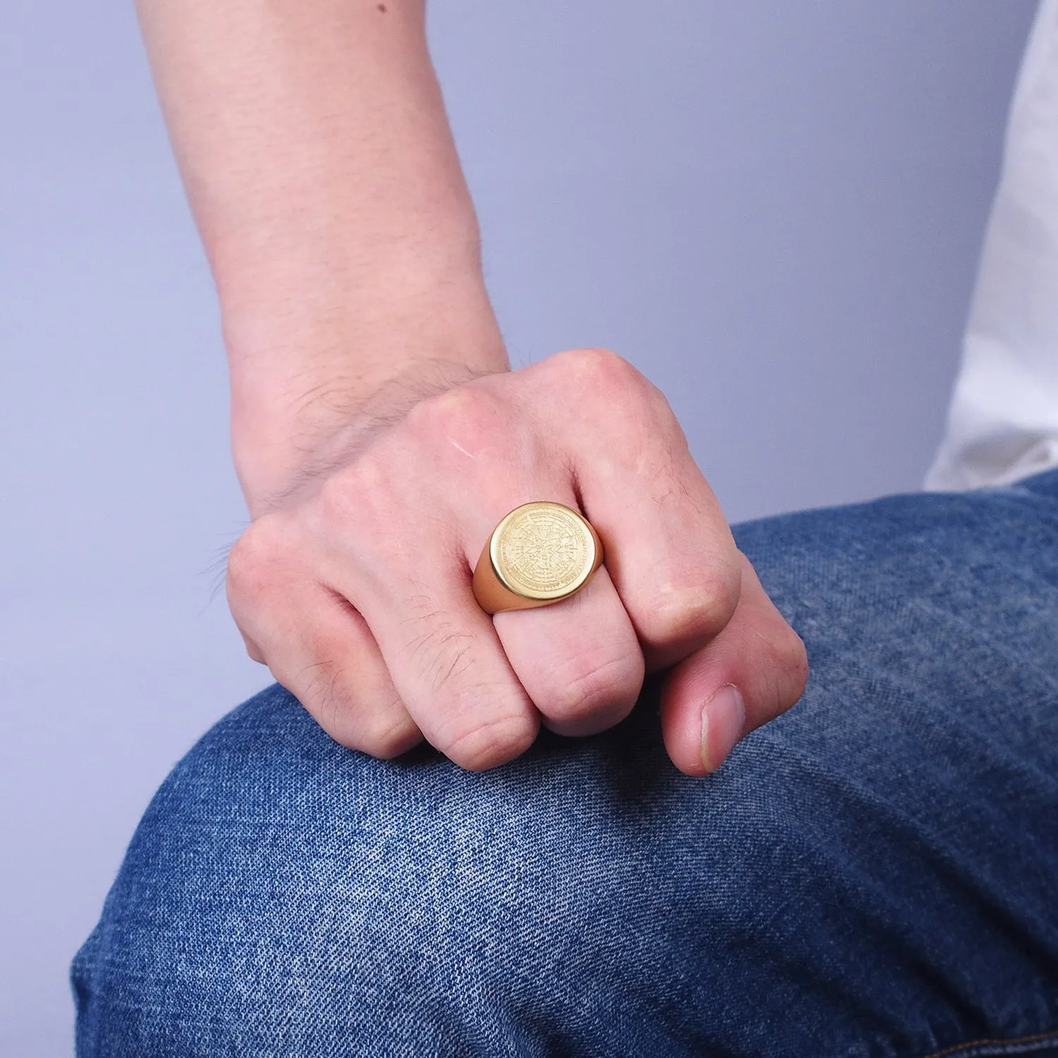 Minimalist Compass Round Signet Ring in Gold & Silver | O-2013~ O-2016