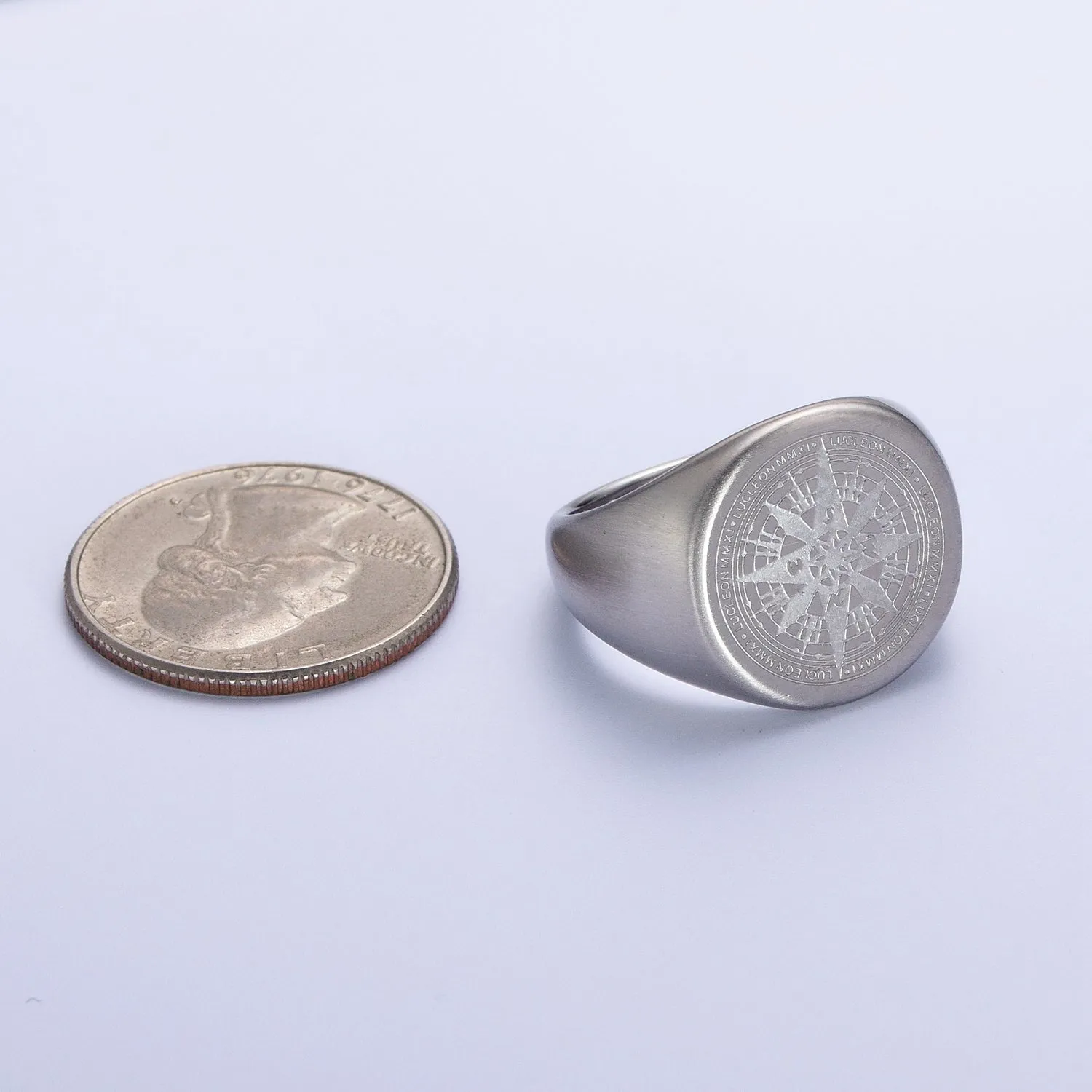 Minimalist Compass Round Signet Ring in Gold & Silver | O-2013~ O-2016