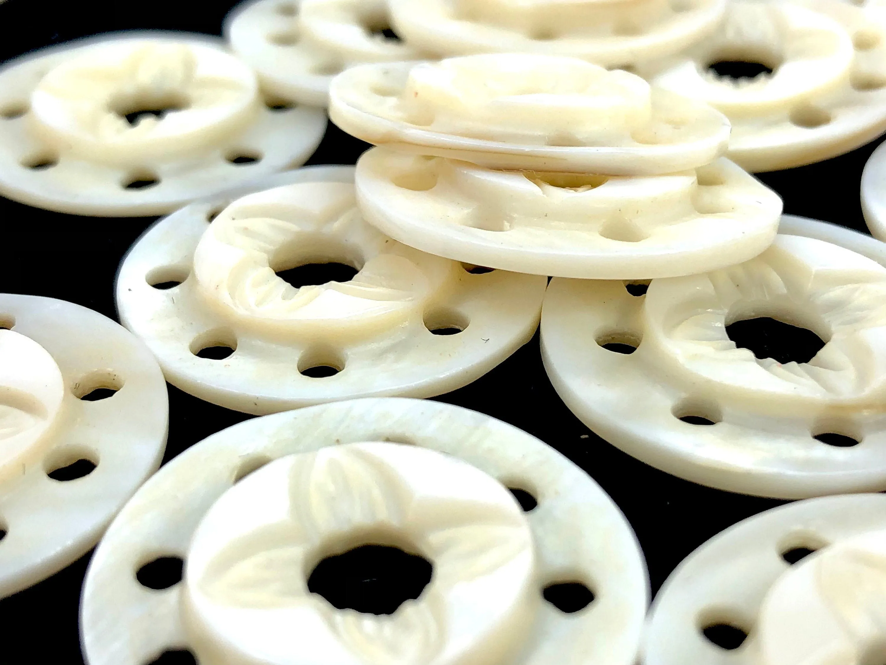 Mother Of Pearl Shell Sku#M567