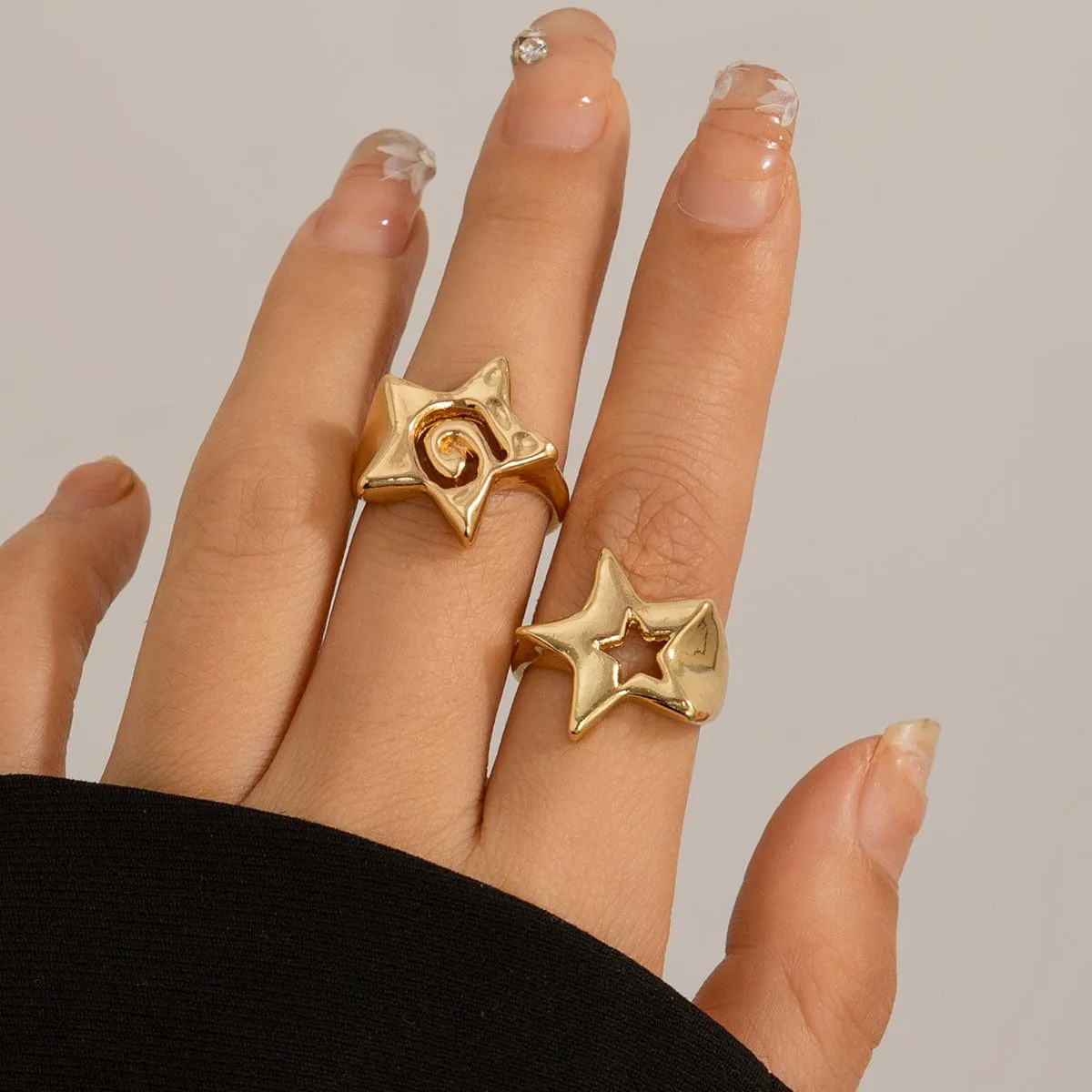 Newly 2Pcs Hollow Star Spiral Open Ring Set