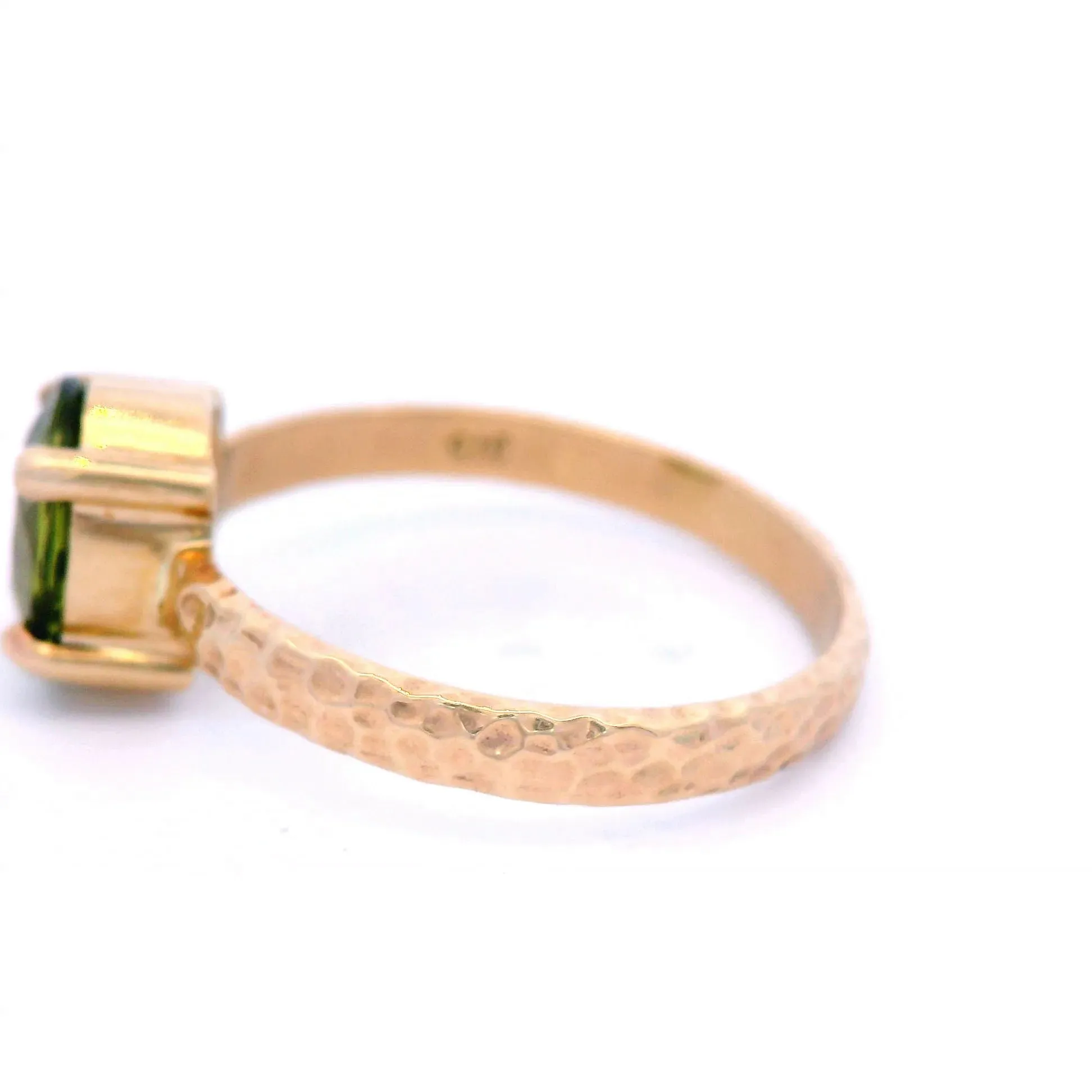 Oval Peridot in a 4 Claw Setting and Hammered Detail Band