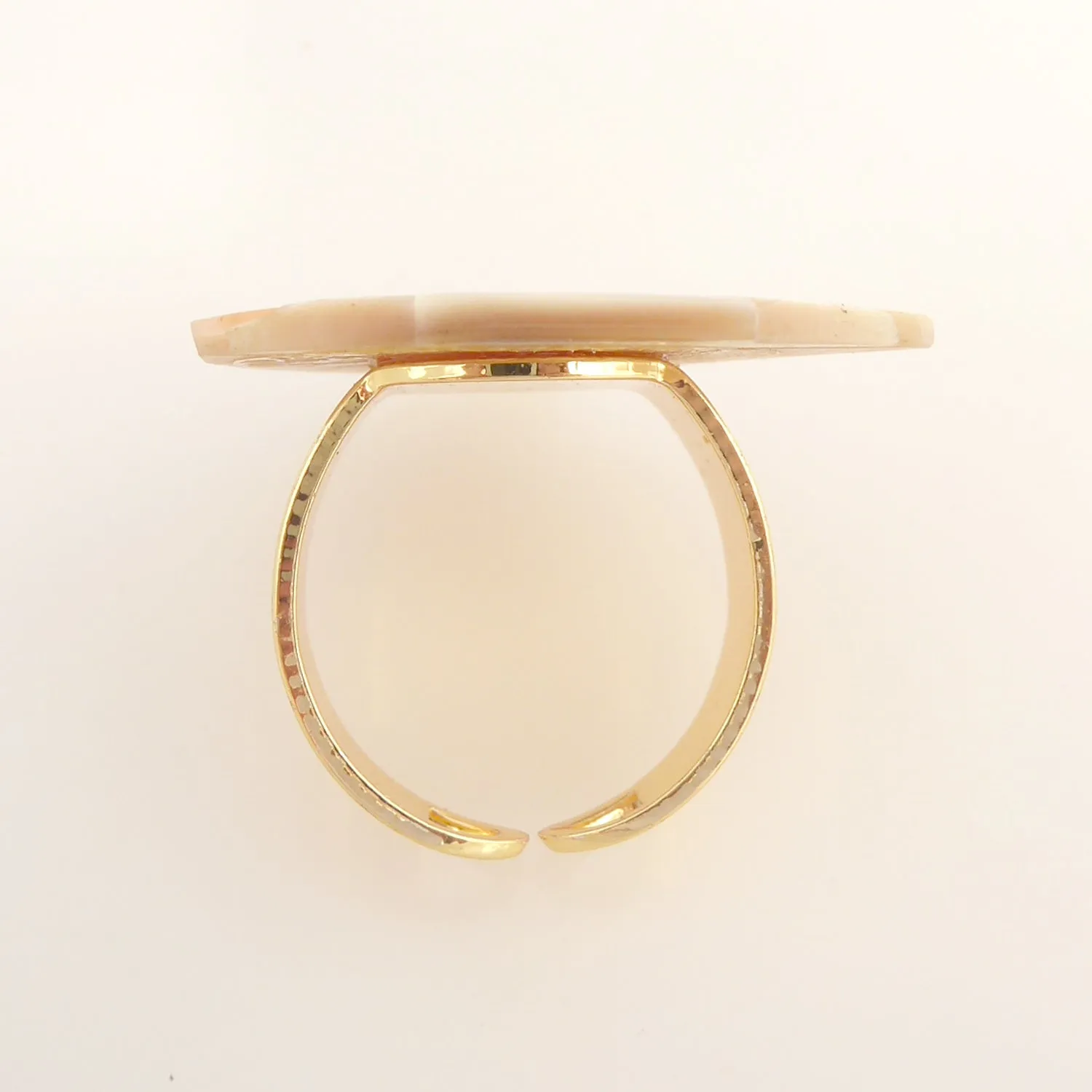 Peach shell boat ring