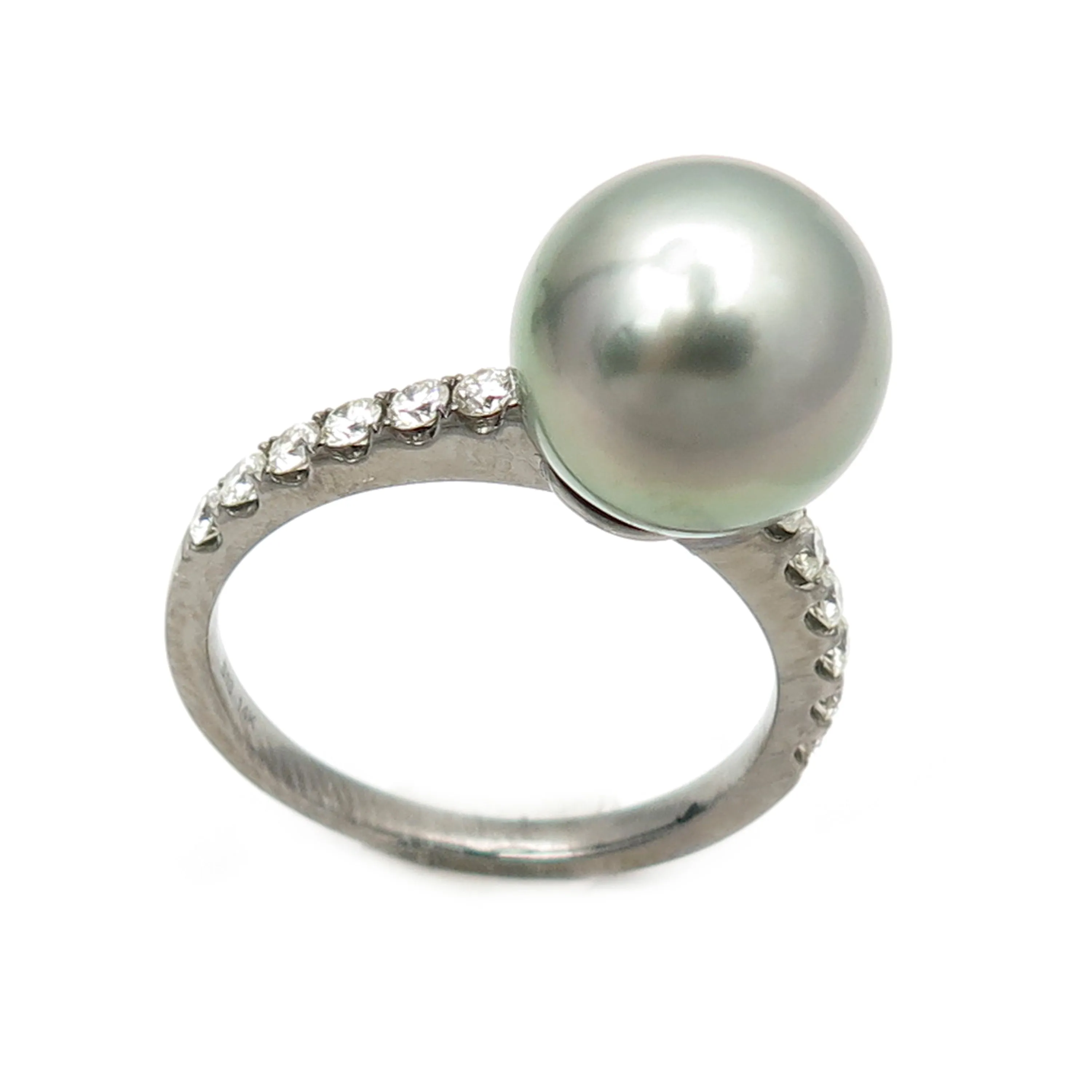 Pearl Ring