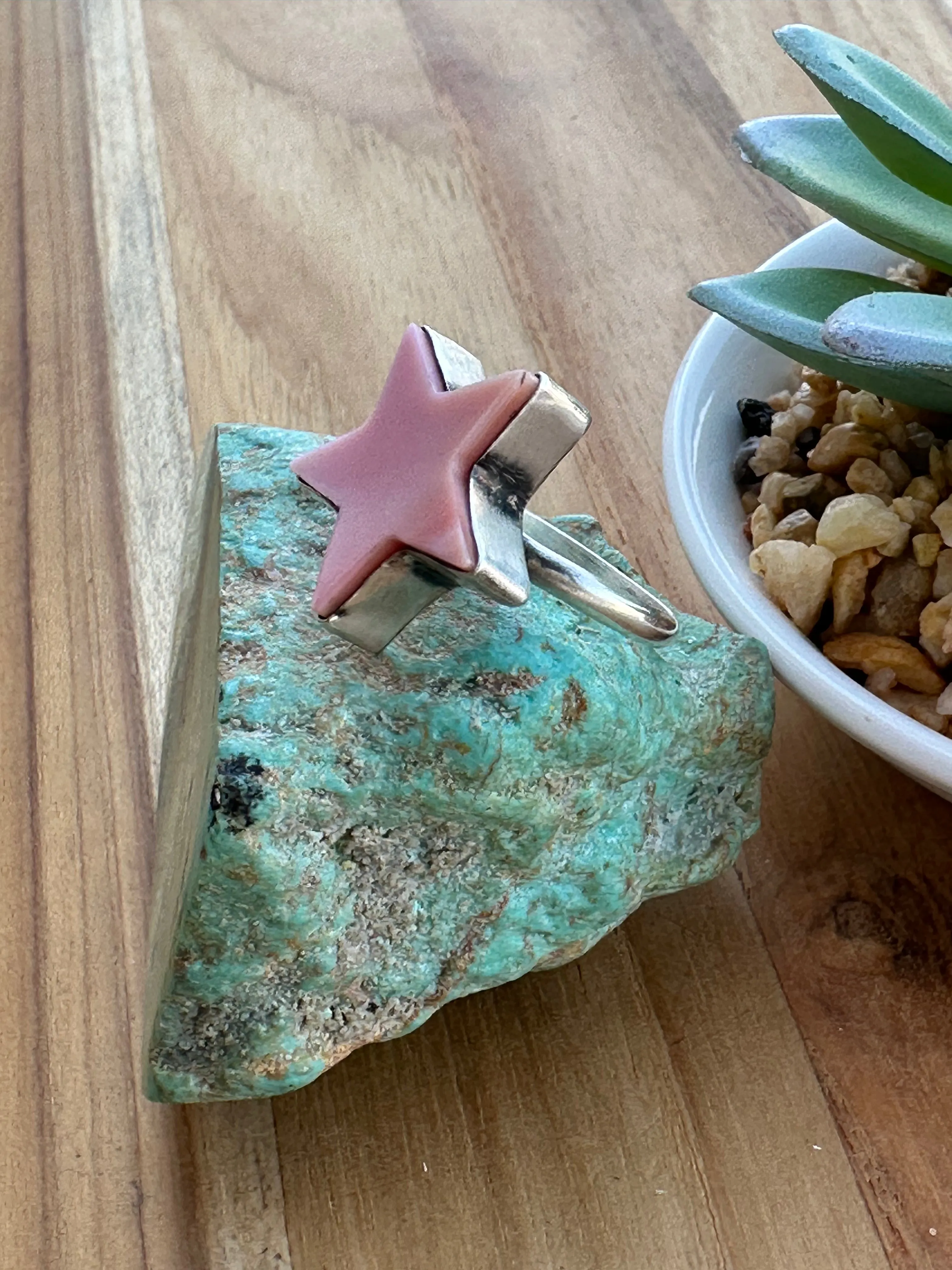 Pink Conch Star Ring