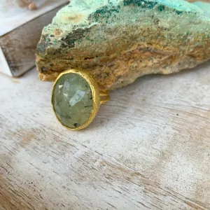 Prehnite Ring in Gold