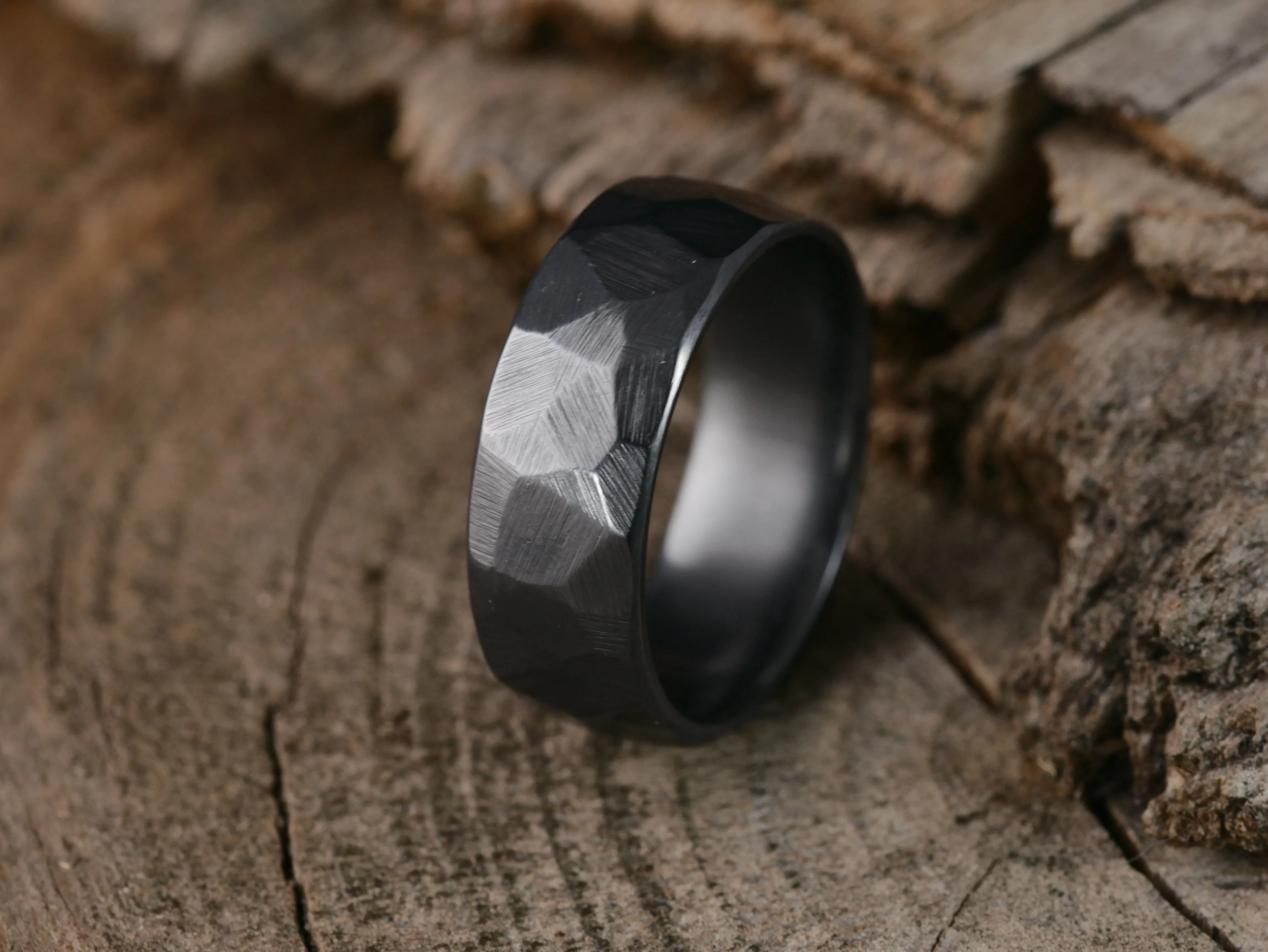 Ridge - Black Titanium