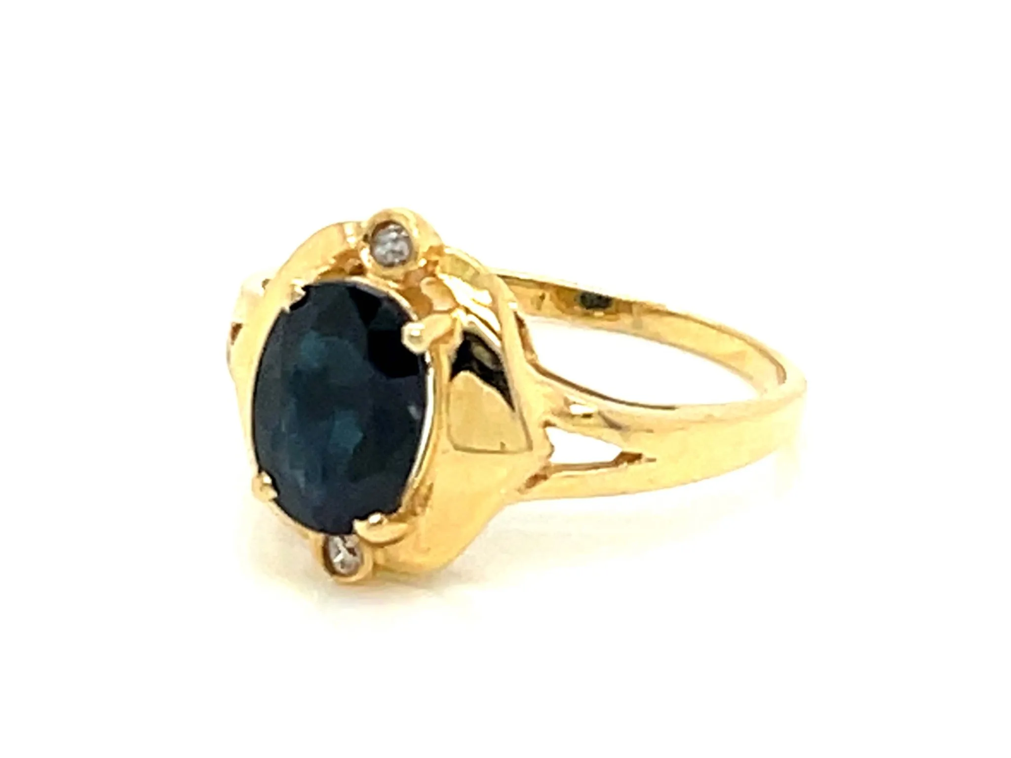 Sapphire and Diamond Ring in 14k Yellow Gold
