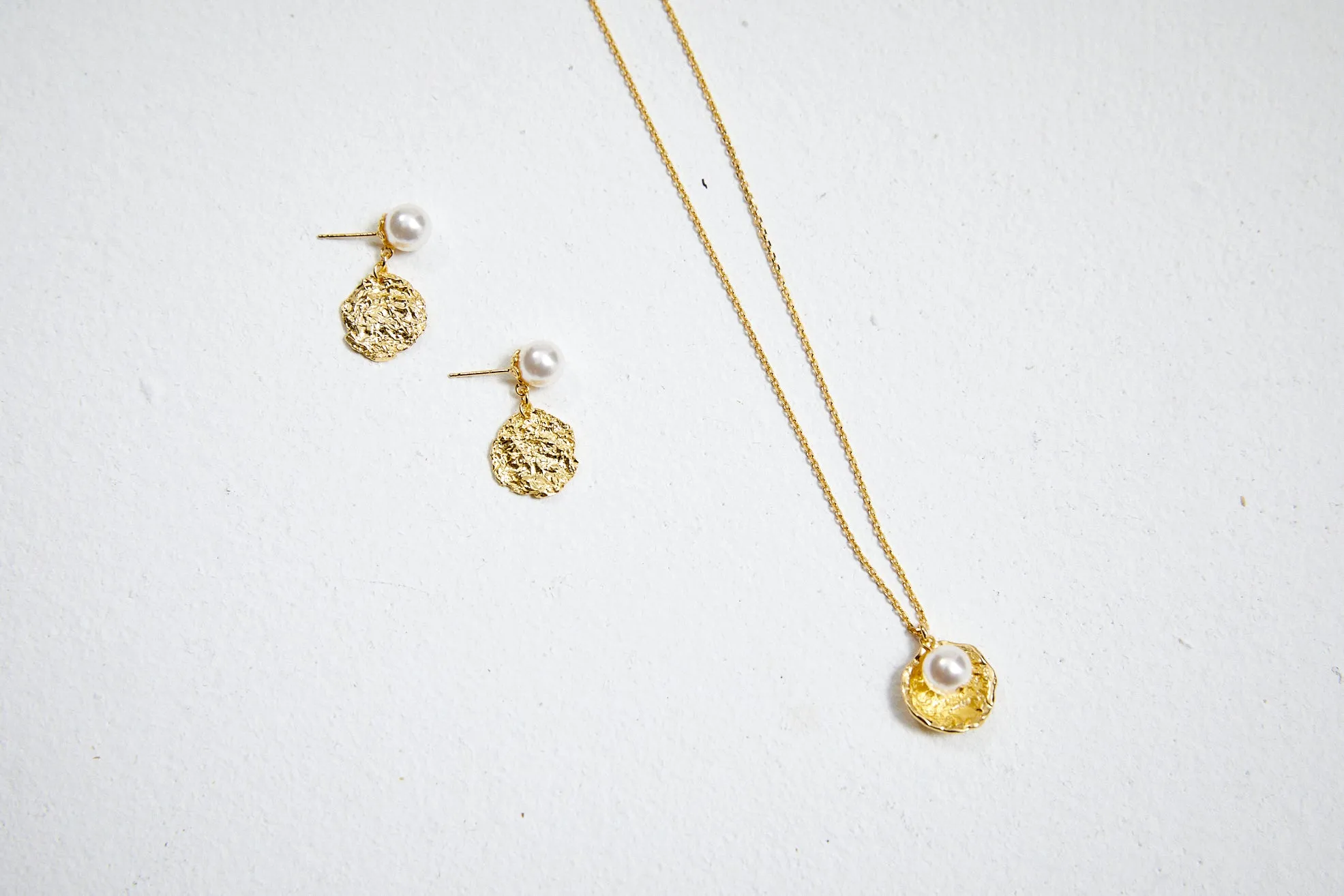 [Silver 925] Ellie's Chunky Shell Pearl Necklace
