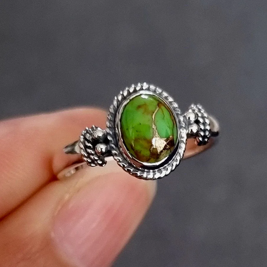 Small Oval Boho Green Copper Turquoise 925 Silver Ring, R5GCT
