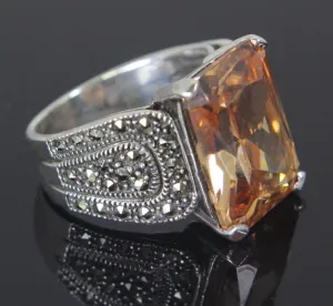 Sterling Silver Topaz Zirconia Ring Size 9
