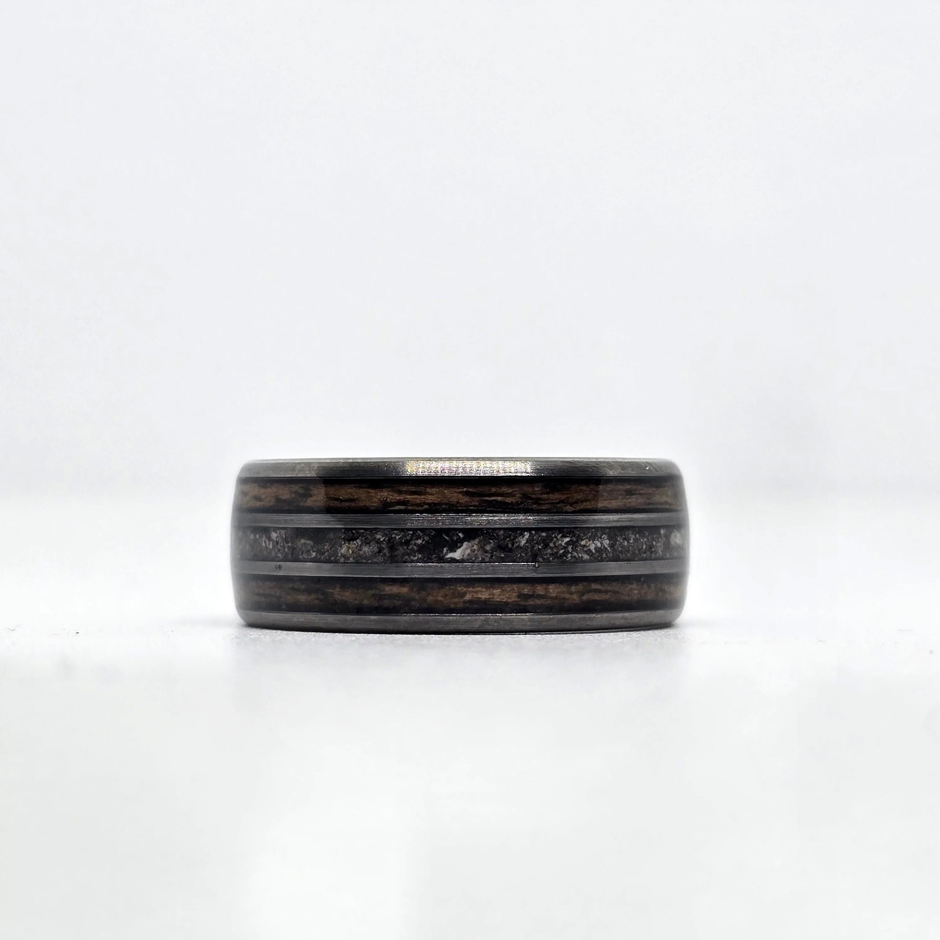 The Eternal Tribute Ring - Your loved one's Ash & Wood