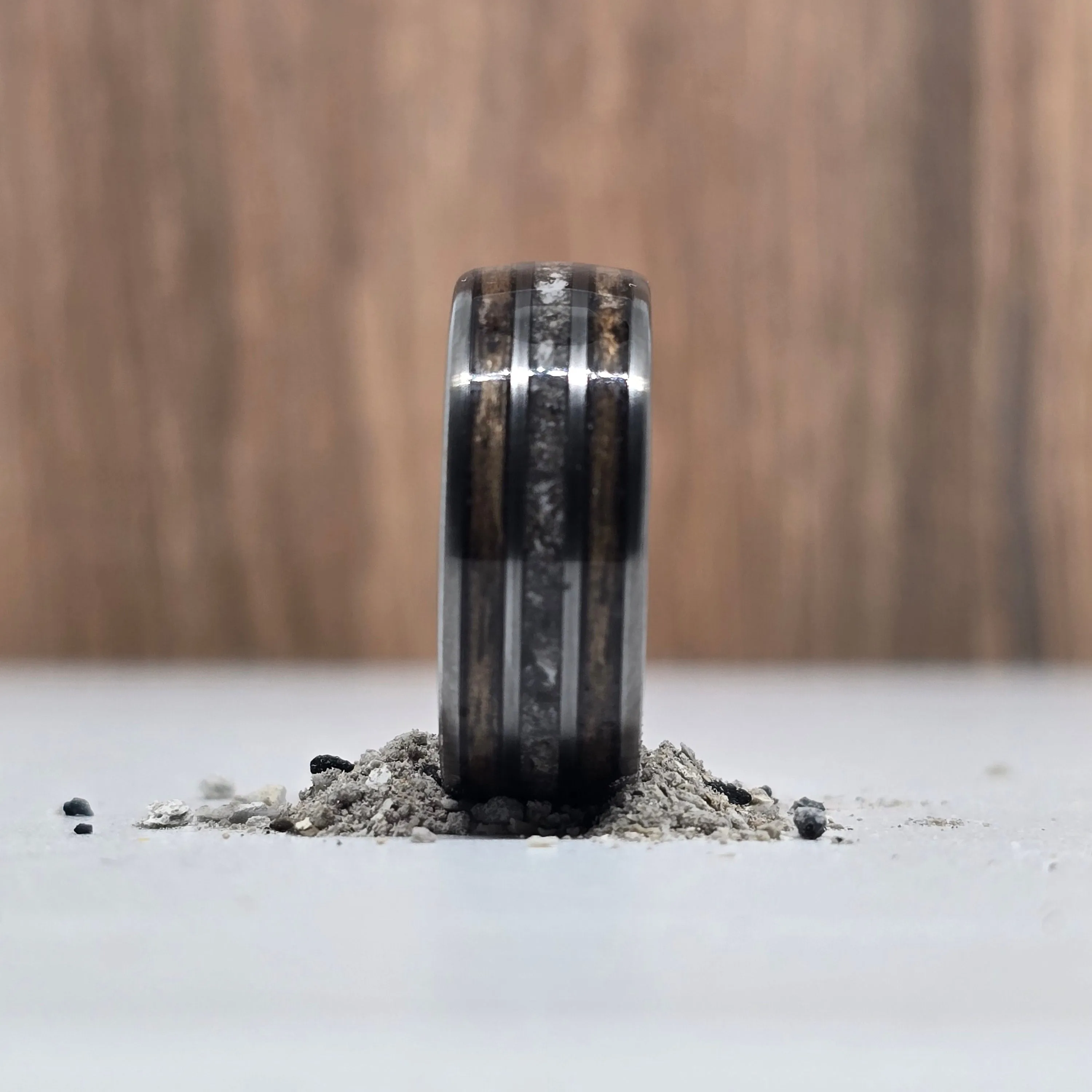 The Eternal Tribute Ring - Your loved one's Ash & Wood