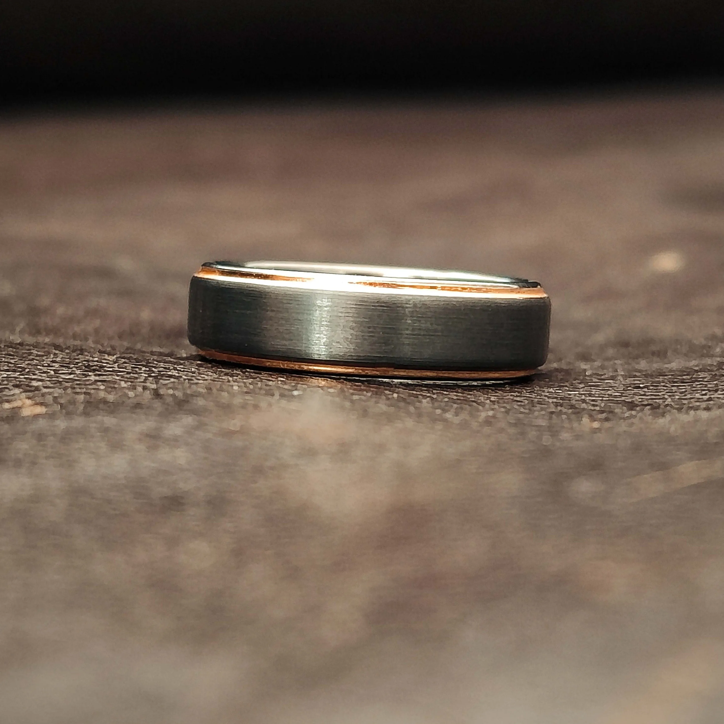The Fitzgerald - Gunmetal & Rosegold Men's Tungsten Ring