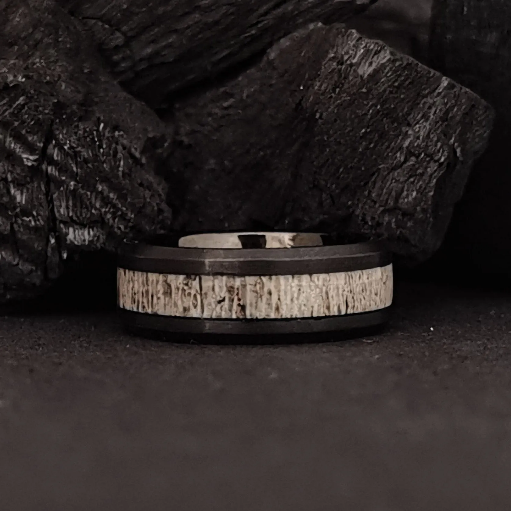The Venom - Antler Men's Tungsten Ring